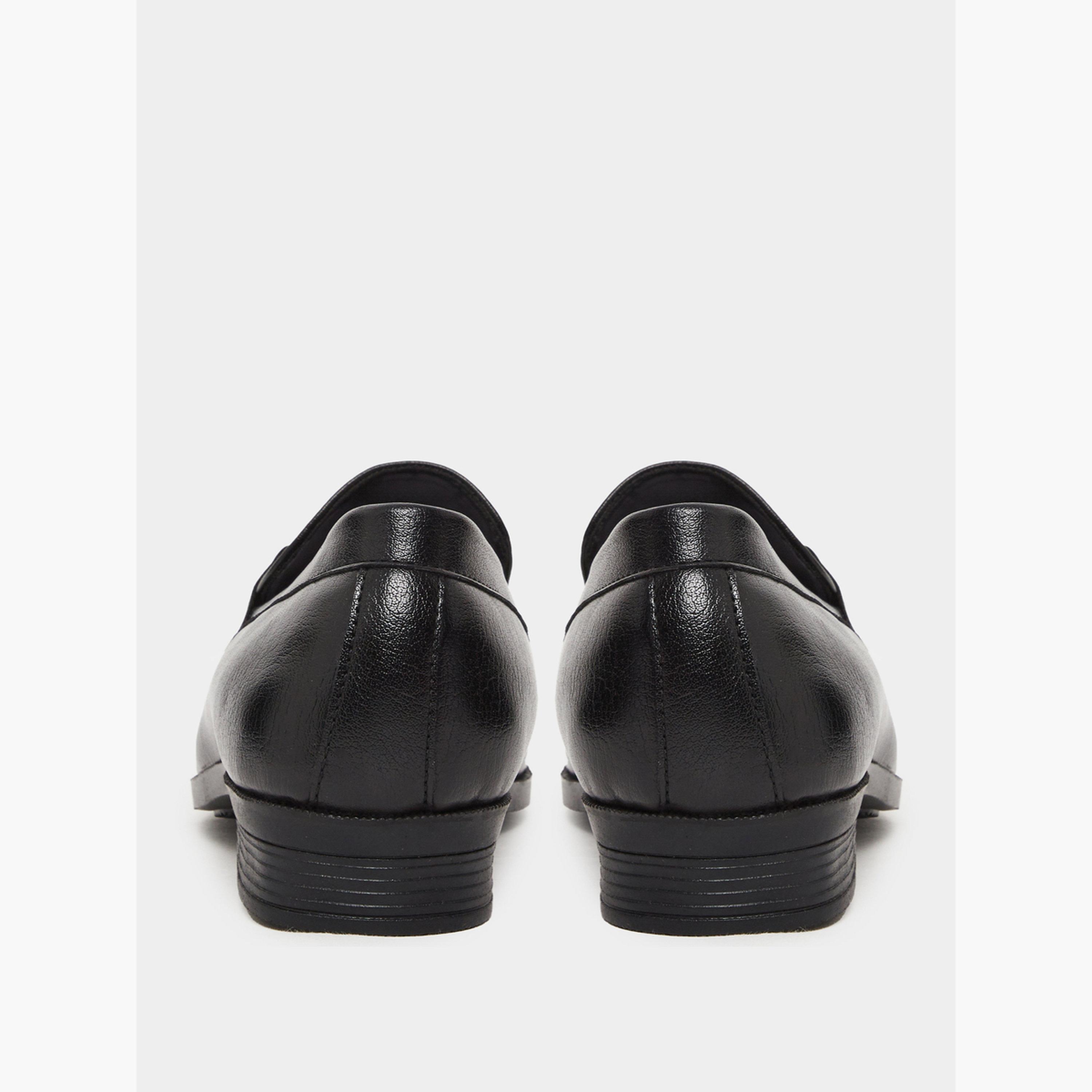 Styli Men Solid Metal Detailed Slip On Formal Shoes-men-shoes-formalshoes-image-5