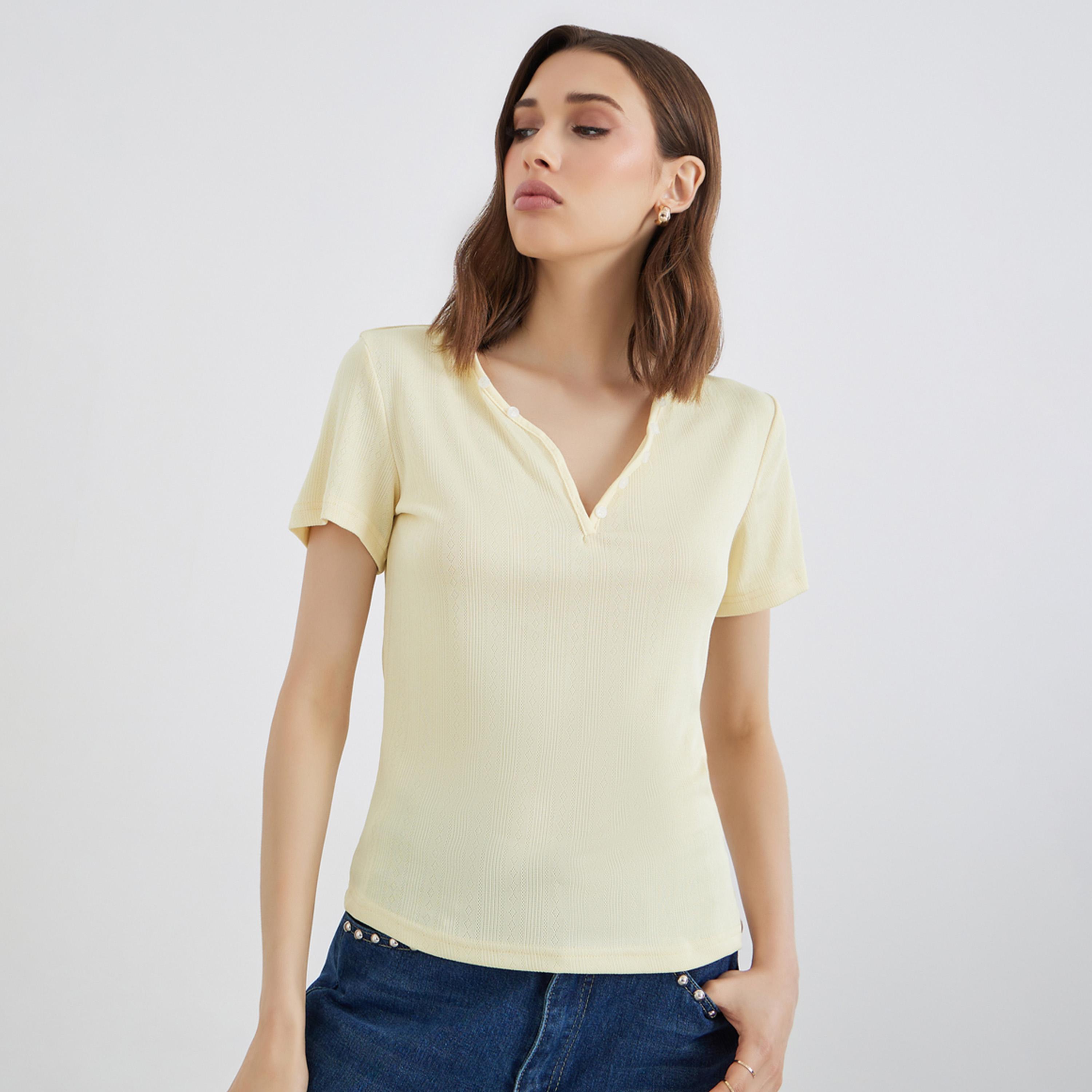 ستايلي - بلوزة صفراء محبوكة بأكمام قصيرة-women-clothing-shirtsandblouses-shirts-image-1