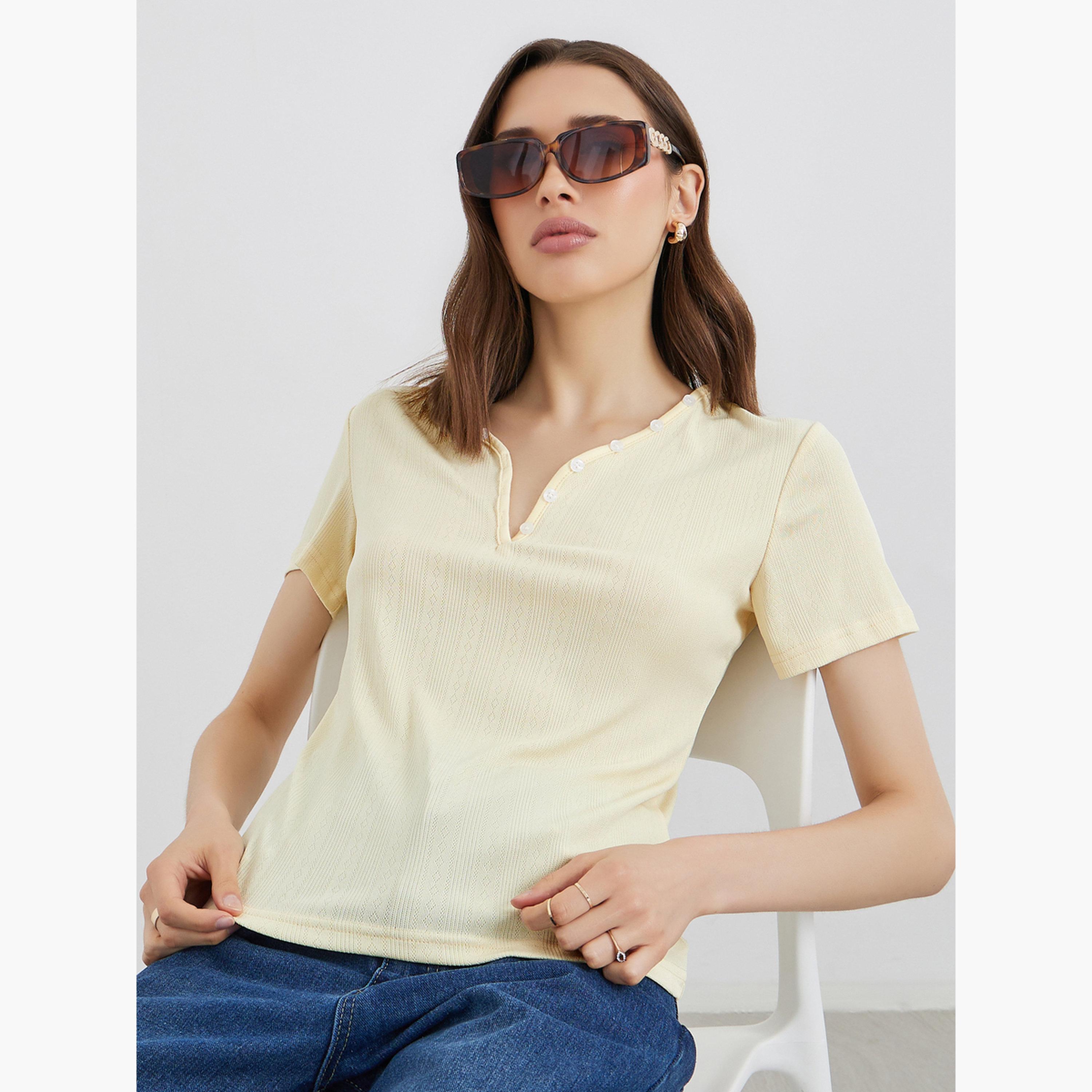 ستايلي - بلوزة صفراء محبوكة بأكمام قصيرة-women-clothing-shirtsandblouses-shirts-image-3
