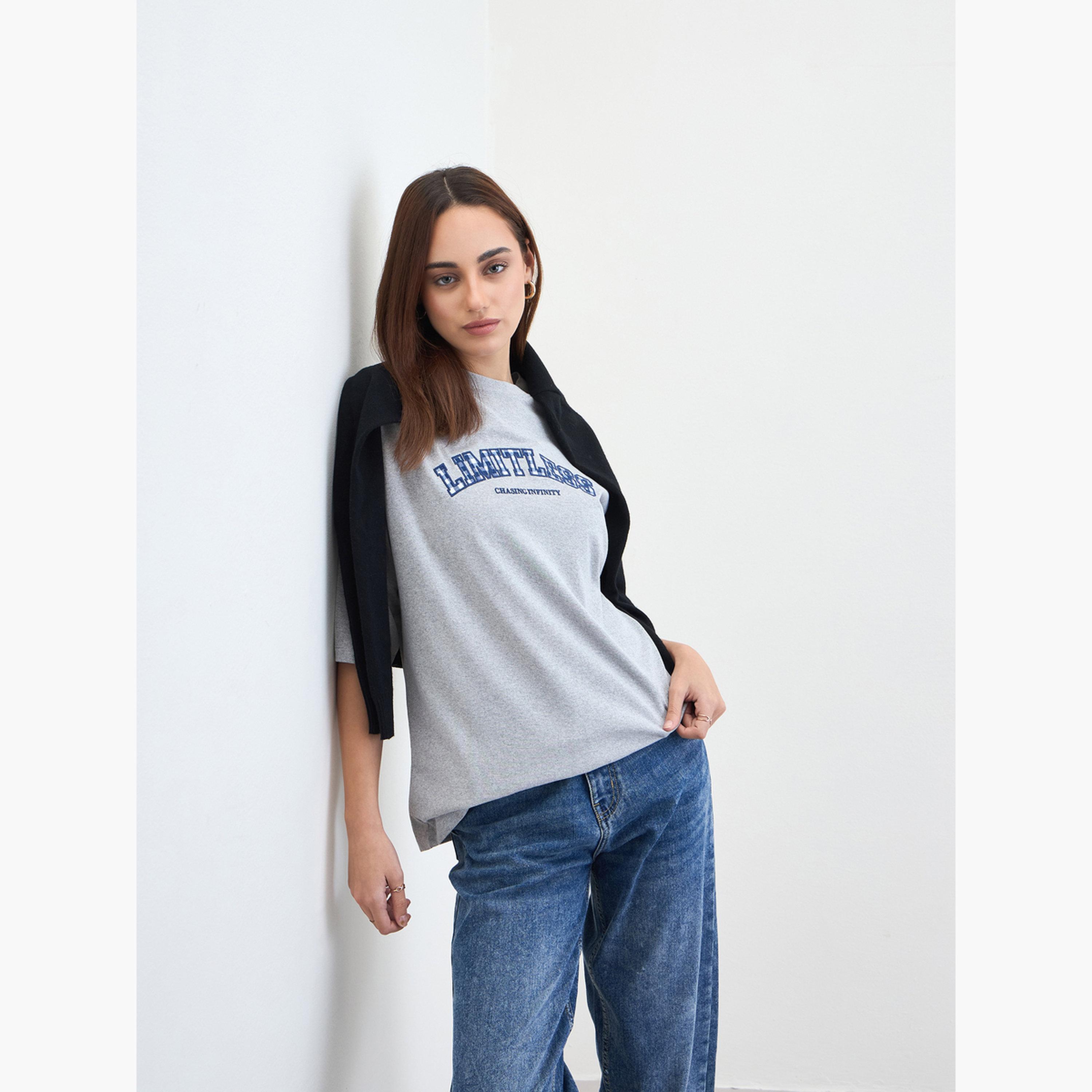 Styli Grey Oversized Slogan Print T-Shirt-women-clothing-tshirts-image-4