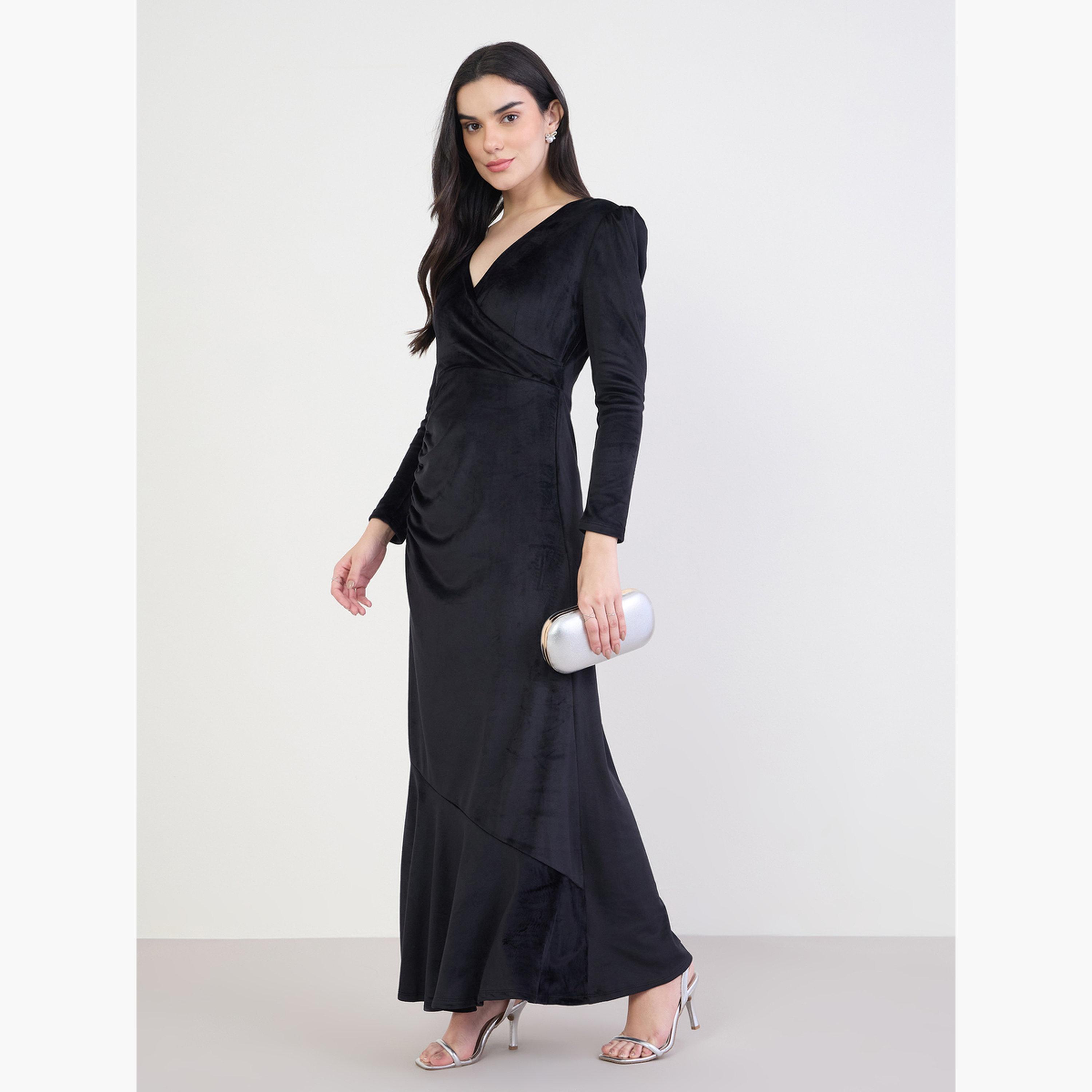 فستان طويل مخملي بنمط لف-women-clothing-dresses-image-3