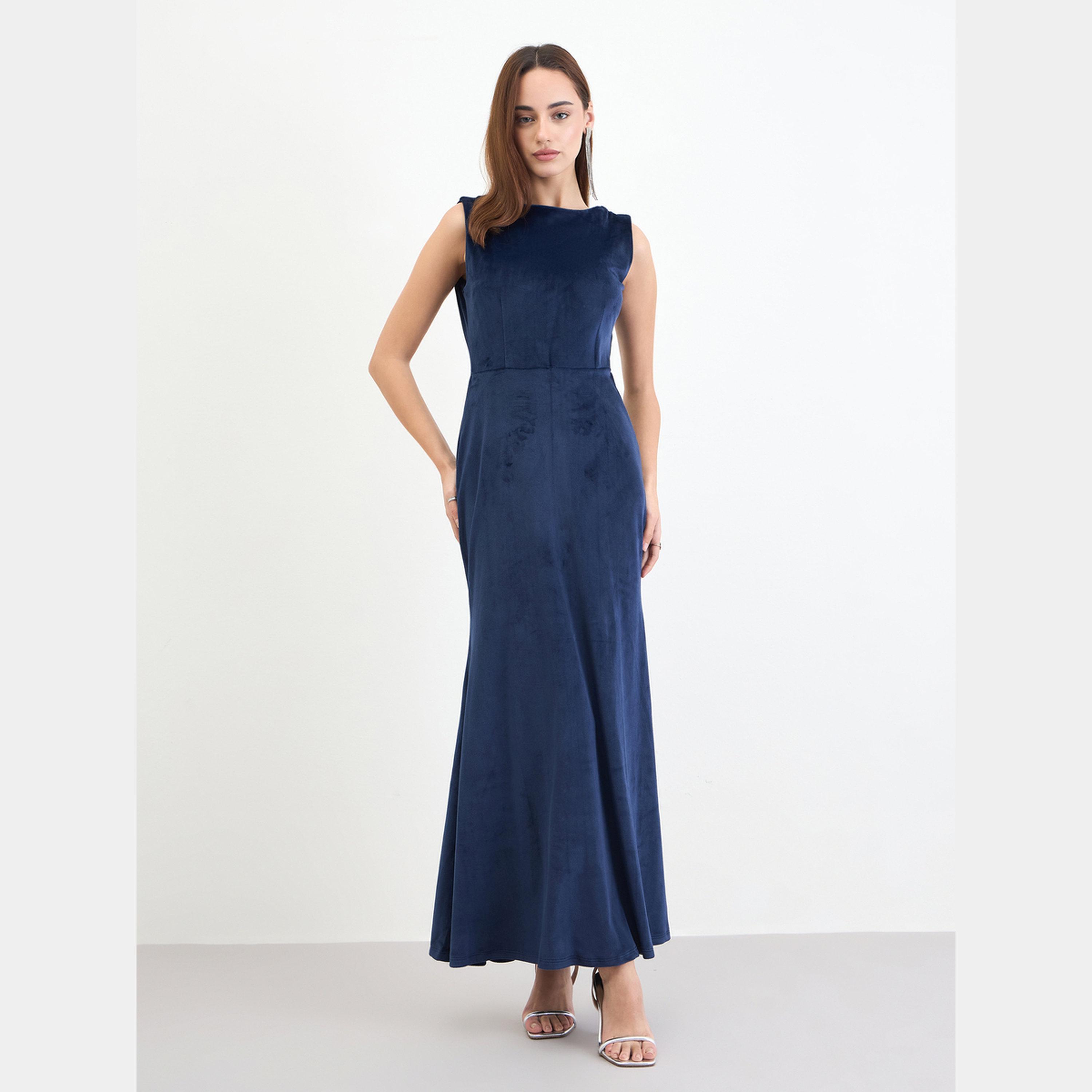 ستايلي - فستان ماكسي نسائي بدون أكمام بياقة دائرية ومظهر مخملي أزرق-women-clothing-dresses-image-1