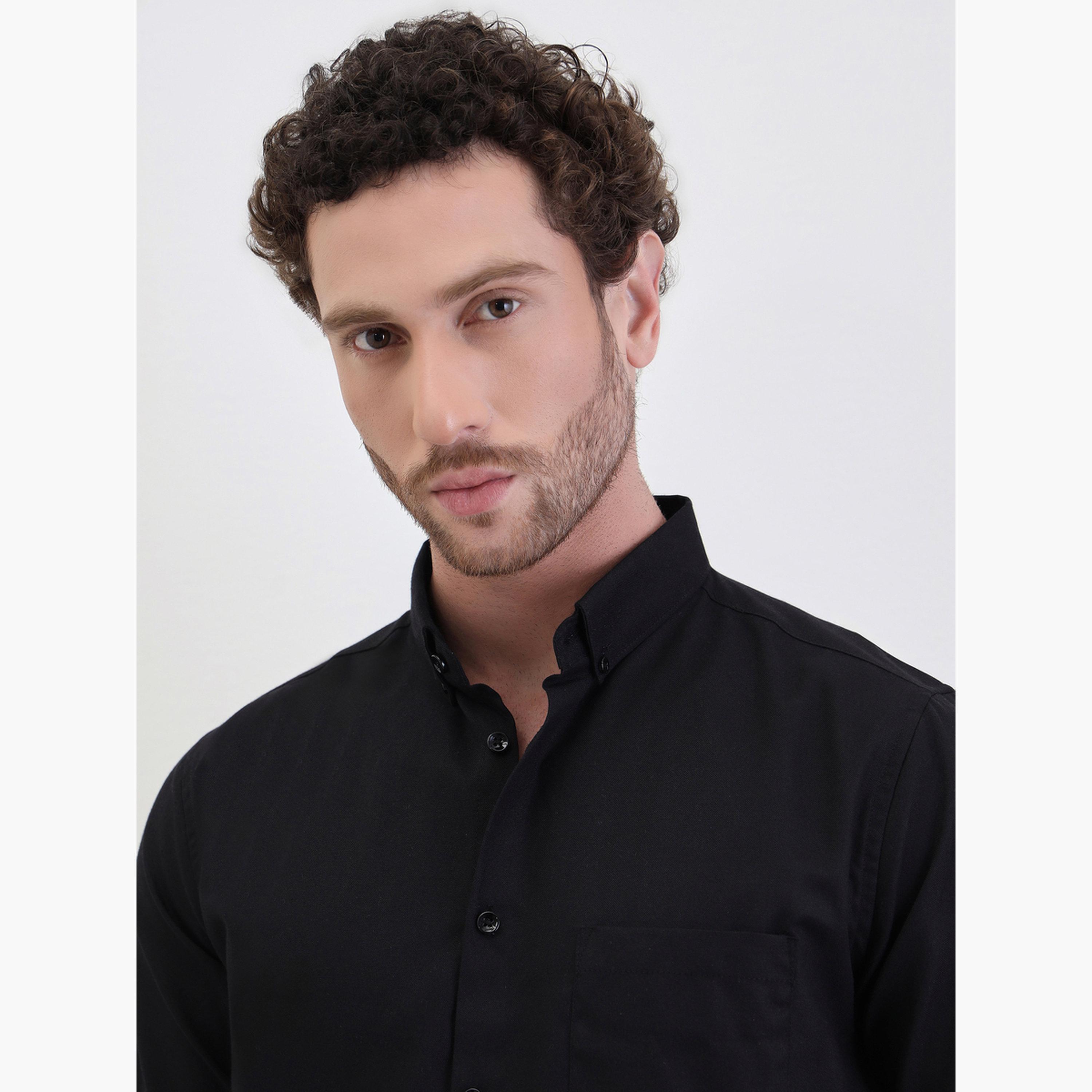 ستايلي - قميص أكسفورد سادة بقصّة عادية وياقة منتشرة للرجال-men-clothing-shirts-image-3