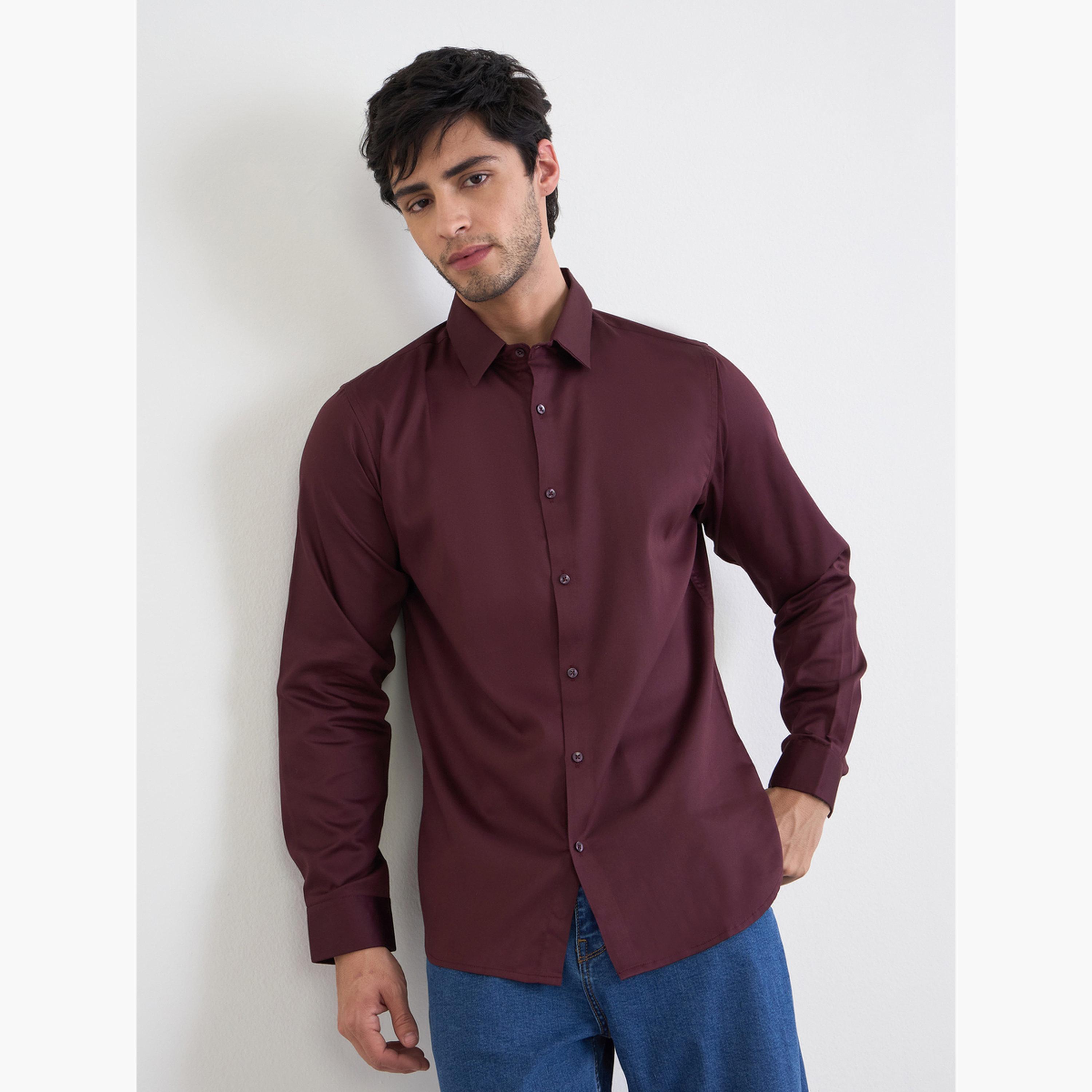 قميص بياقة مفتوحة بقصة ضيقة من قطن ولايكرا بلون سادة-men-clothing-shirts-image-3