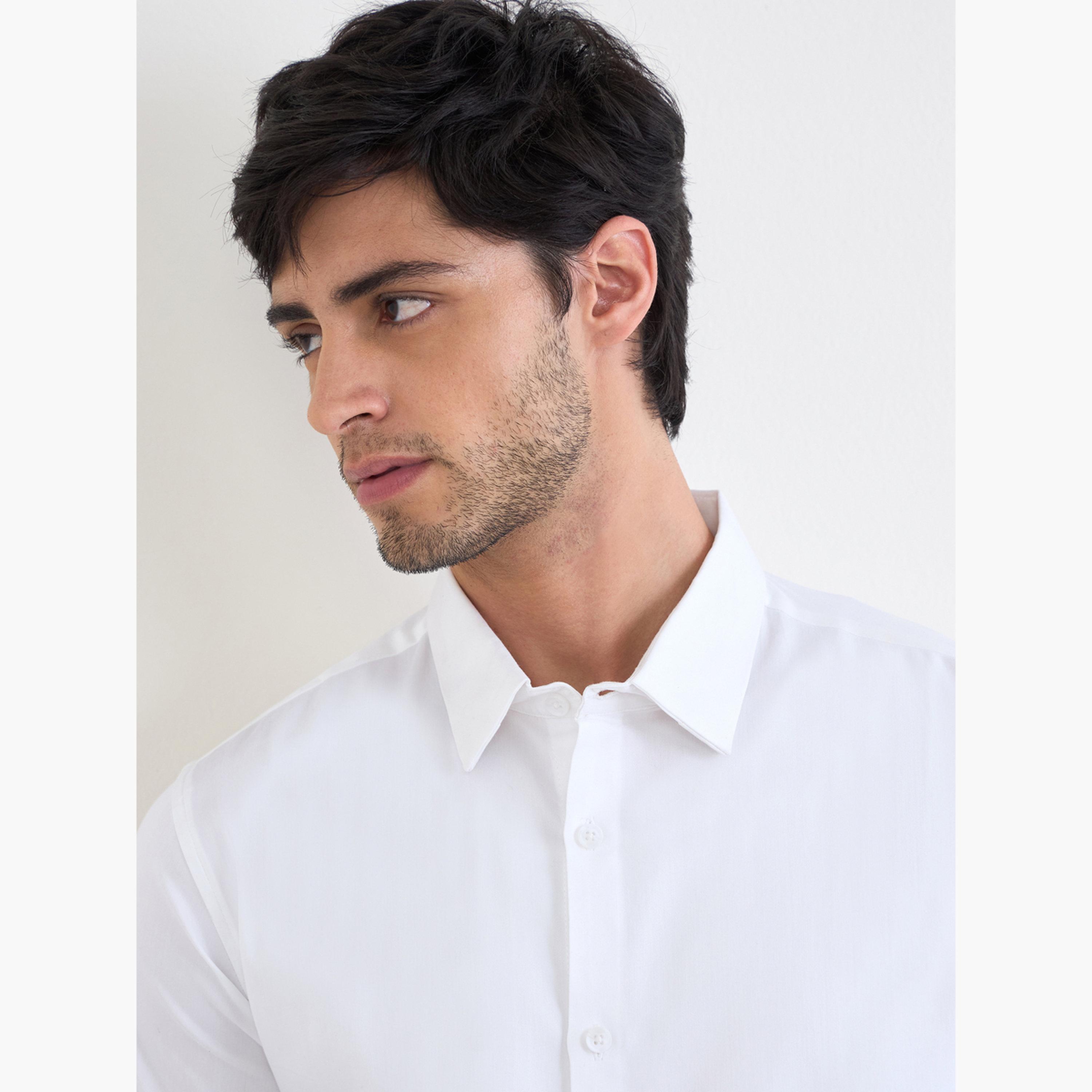 قميص ضيق من قطن ولايكرا بلون سادة-men-clothing-shirts-image-3