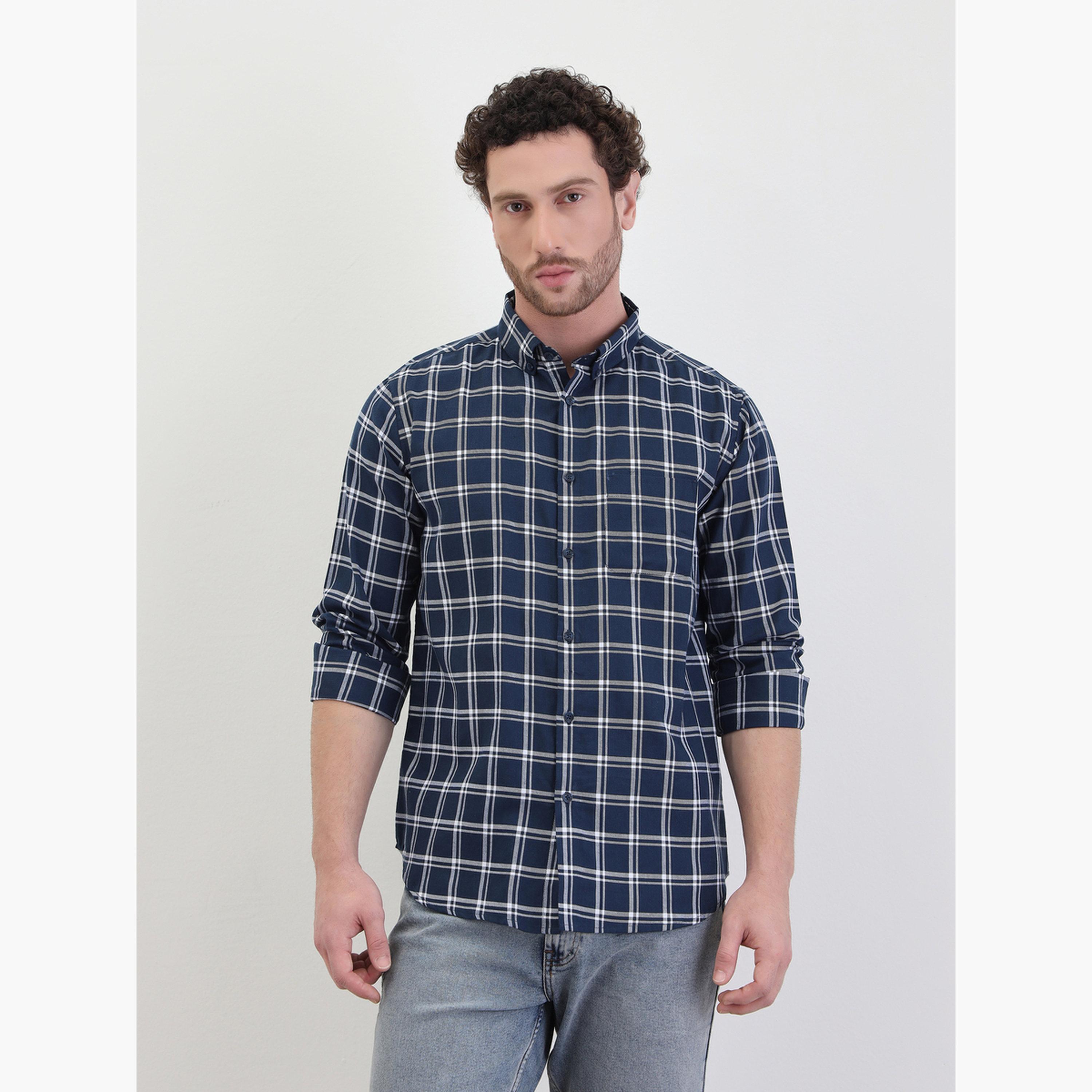 ستايلي - قميص منقوش بقصّة عادية وياقة منتشرة للرجال-men-clothing-shirts-image-1