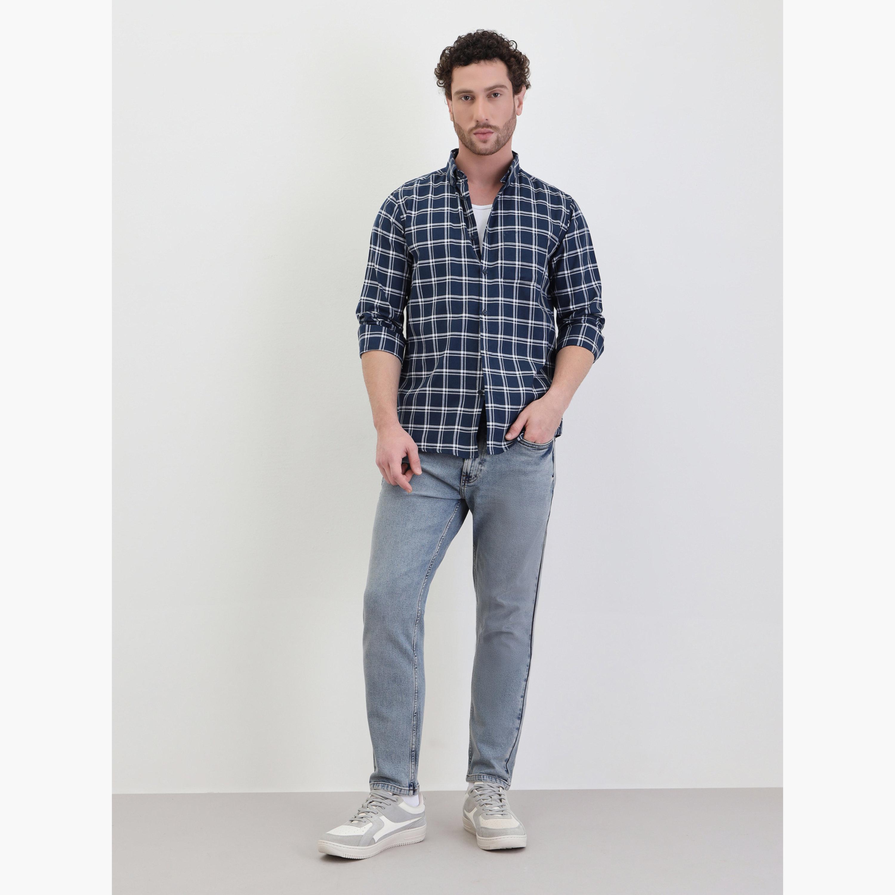 ستايلي - قميص منقوش بقصّة عادية وياقة منتشرة للرجال-men-clothing-shirts-image-2