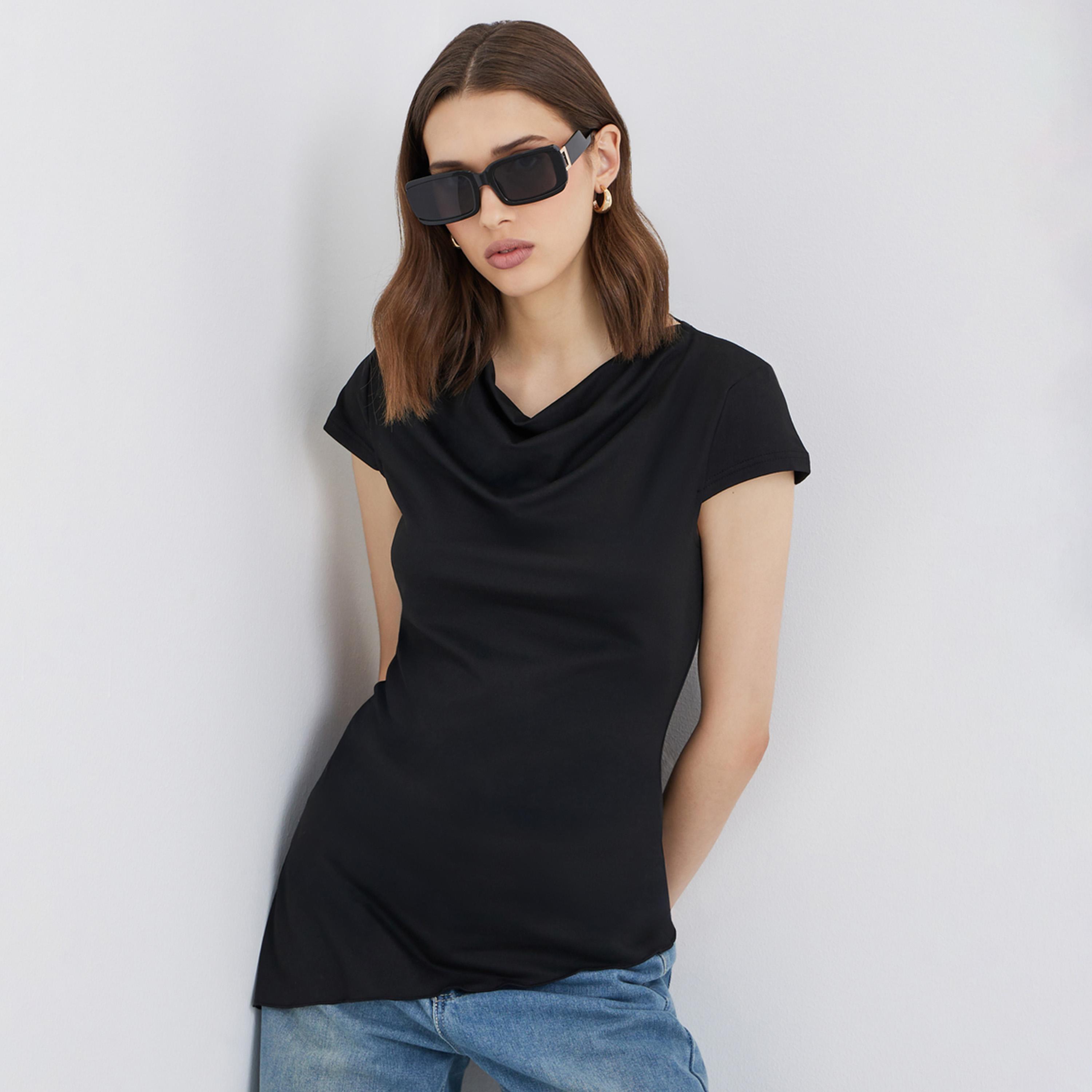 ستايلي - بلوزة محبوكة سوداء برقبة دائرية-women-clothing-shirtsandblouses-shirts-image-1