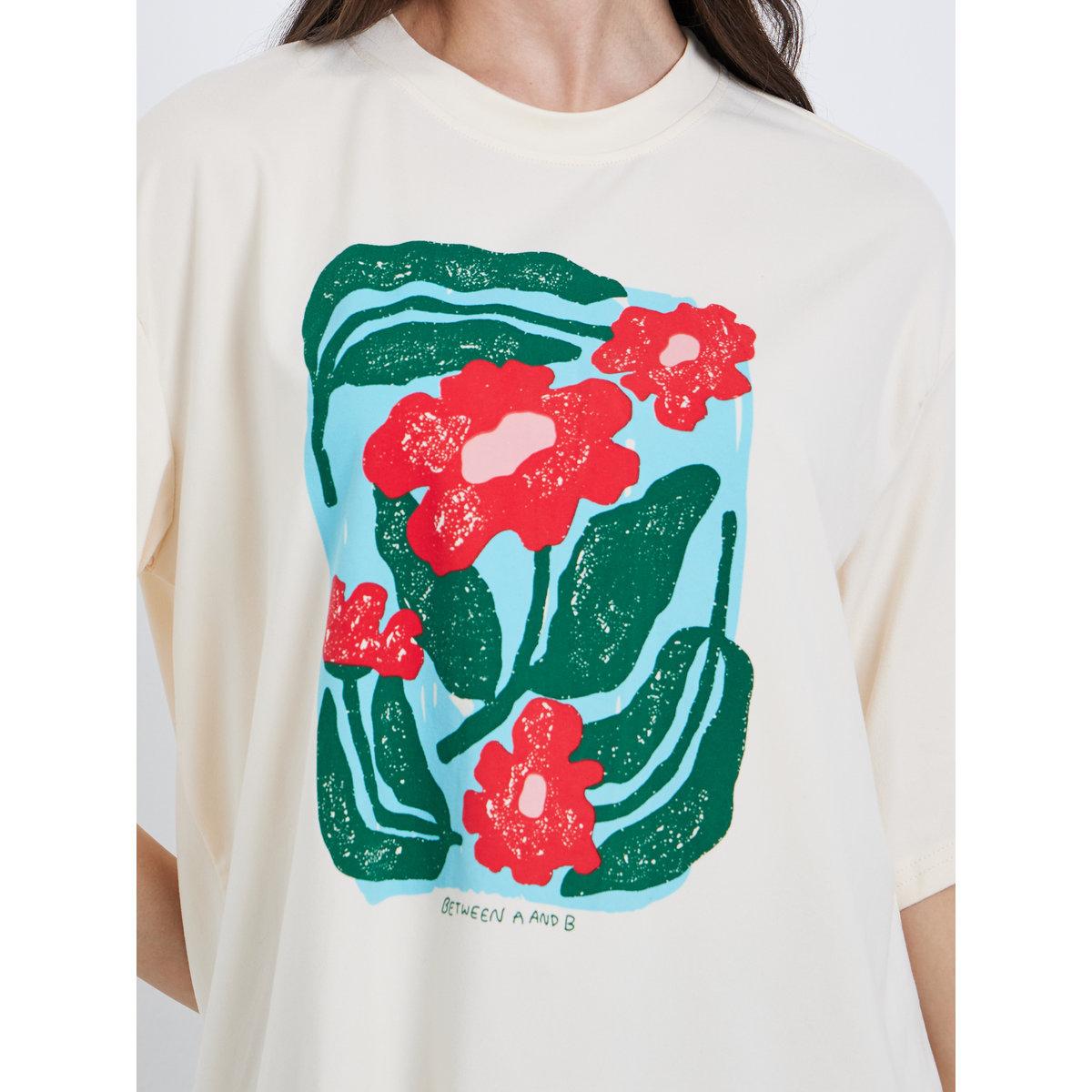 تيشيرت فضفاض بطبعة جرافيك-women-clothing-tshirts-image-3