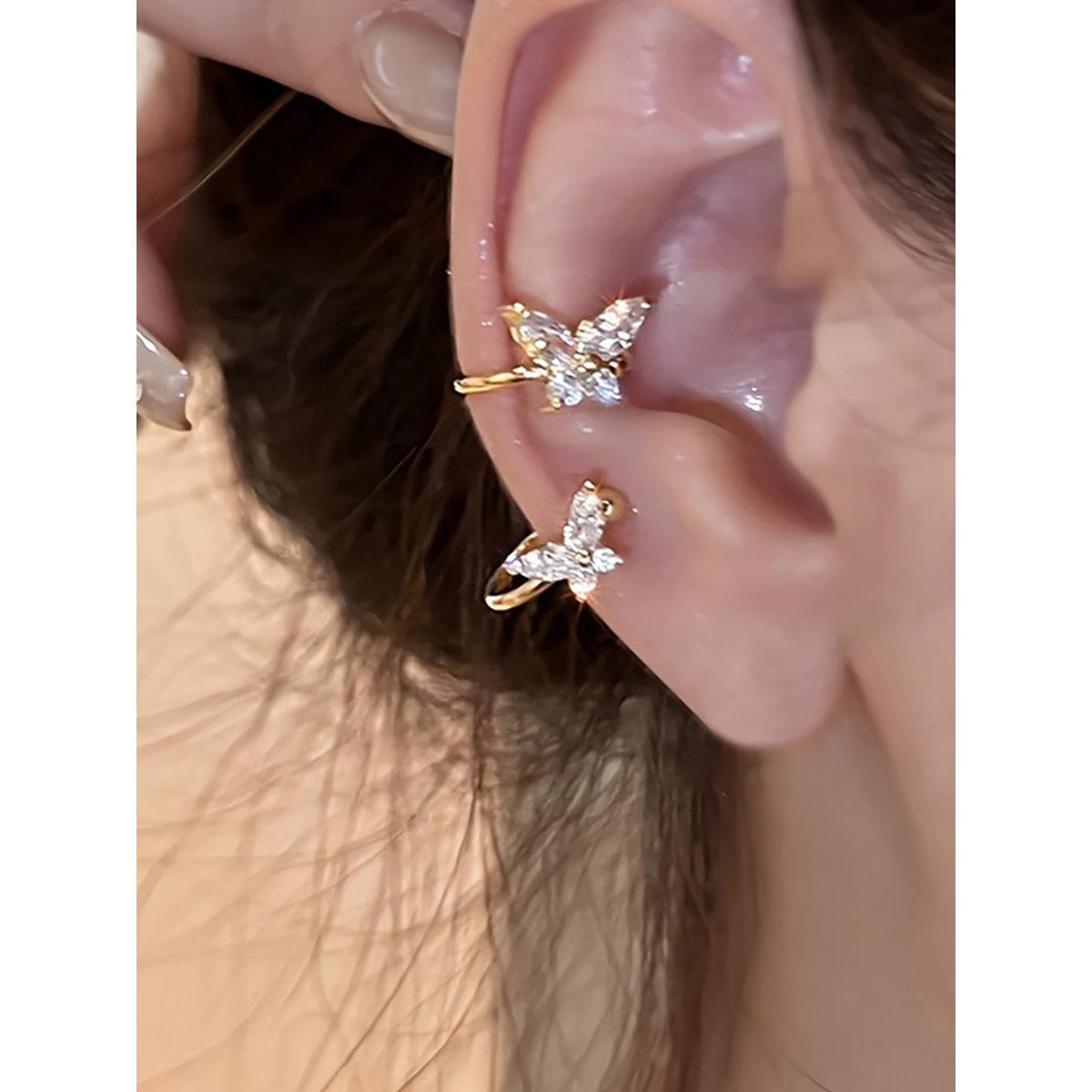 أقراط بتفاصيل فراشة-women-watchesandjewellery-jewellery-earrings-image-1
