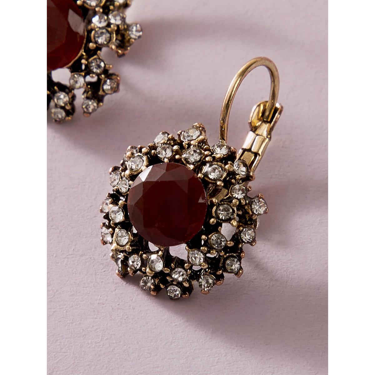 أقراط كاجوال بتفاصيل مُنمقة-women-watchesandjewellery-jewellery-earrings-image-2