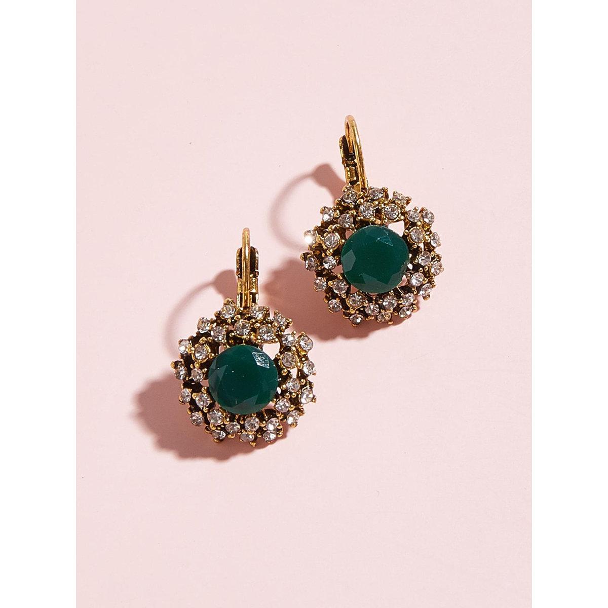 أقراط كاجوال بتفاصيل مُنمقة-women-watchesandjewellery-jewellery-earrings-image-2