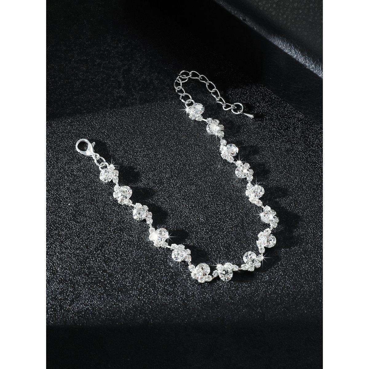 سوار يد بتفاصيل زهرة مُنمقة-women-watchesandjewellery-jewellery-banglesandbracelets-image-5