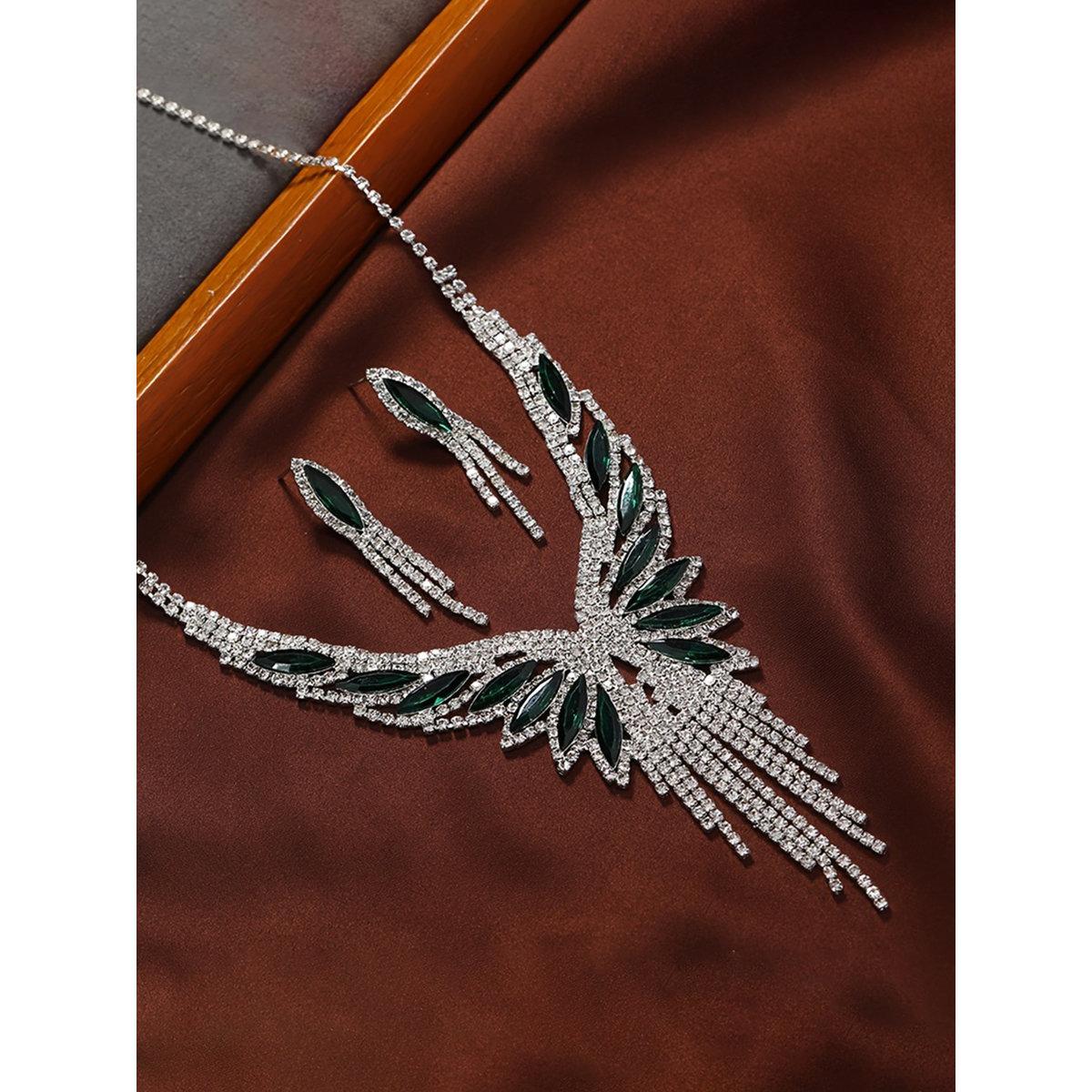 طقم من قلادة مع أقراط بتفاصيل مُنمقة-women-watchesandjewellery-jewellery-jewellerysets-image-2