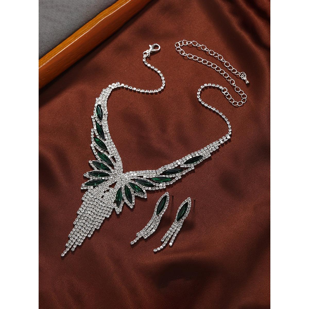 طقم من قلادة مع أقراط بتفاصيل مُنمقة-women-watchesandjewellery-jewellery-jewellerysets-image-3