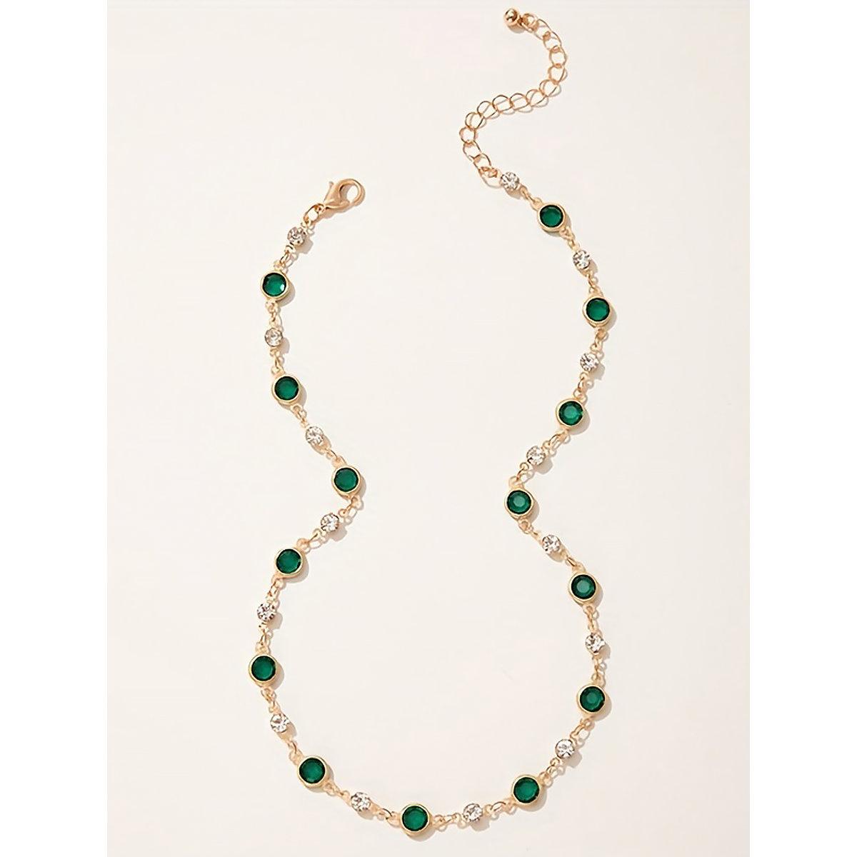قلادة بتفاصيل مُنمقة-women-watchesandjewellery-jewellery-necklacesandpendants-image-4