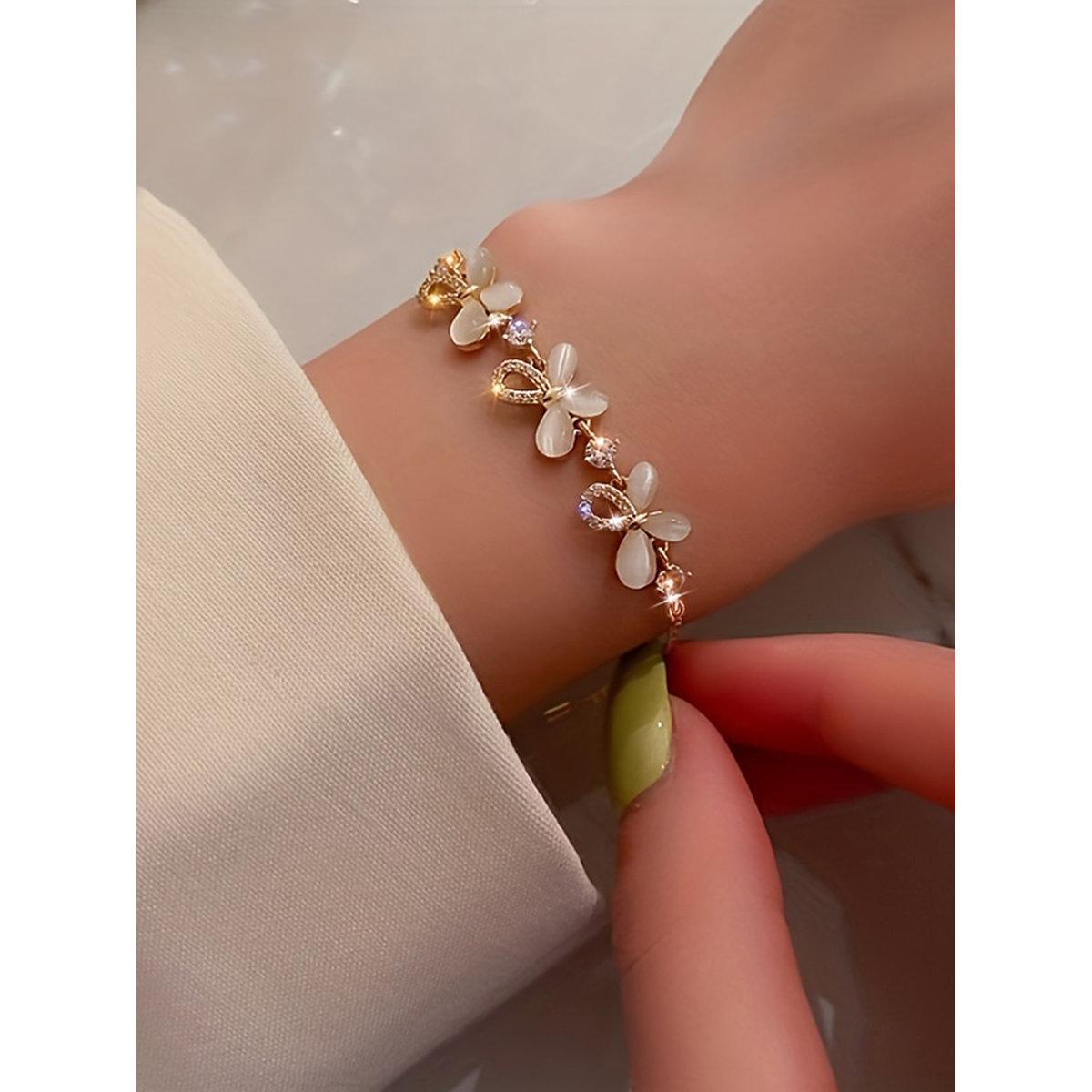سوار يد بتفاصيل فراشة-women-watchesandjewellery-jewellery-banglesandbracelets-image-4