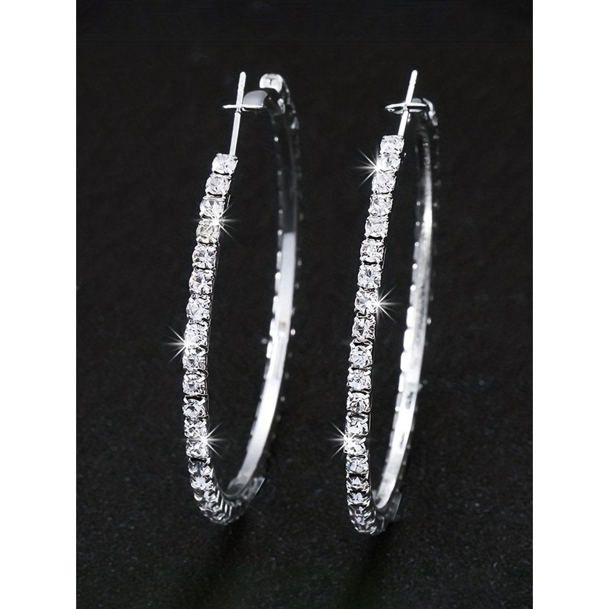 مجموعة من 5 - أقراط دائرية بتفاصيل مُنمقة-women-watchesandjewellery-jewellery-earrings-image-3