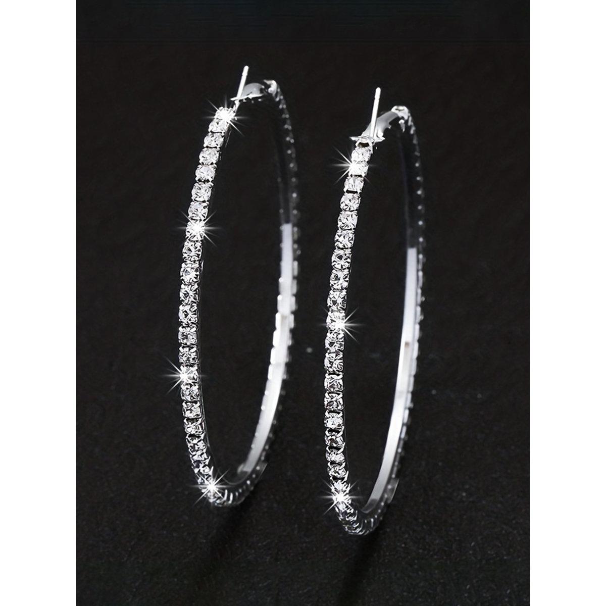 مجموعة من 5 - أقراط دائرية بتفاصيل مُنمقة-women-watchesandjewellery-jewellery-earrings-image-4
