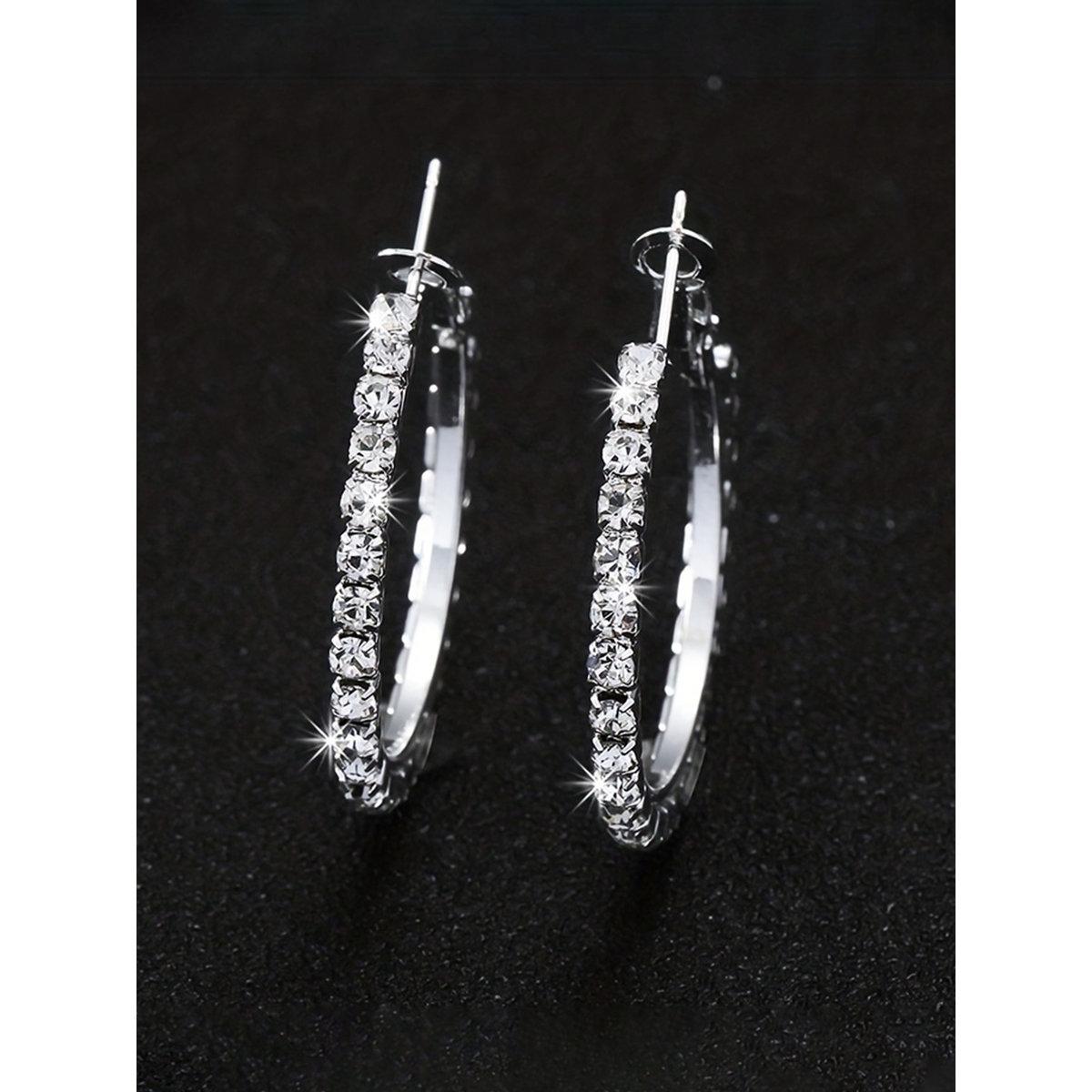 مجموعة من 5 - أقراط دائرية بتفاصيل مُنمقة-women-watchesandjewellery-jewellery-earrings-image-6