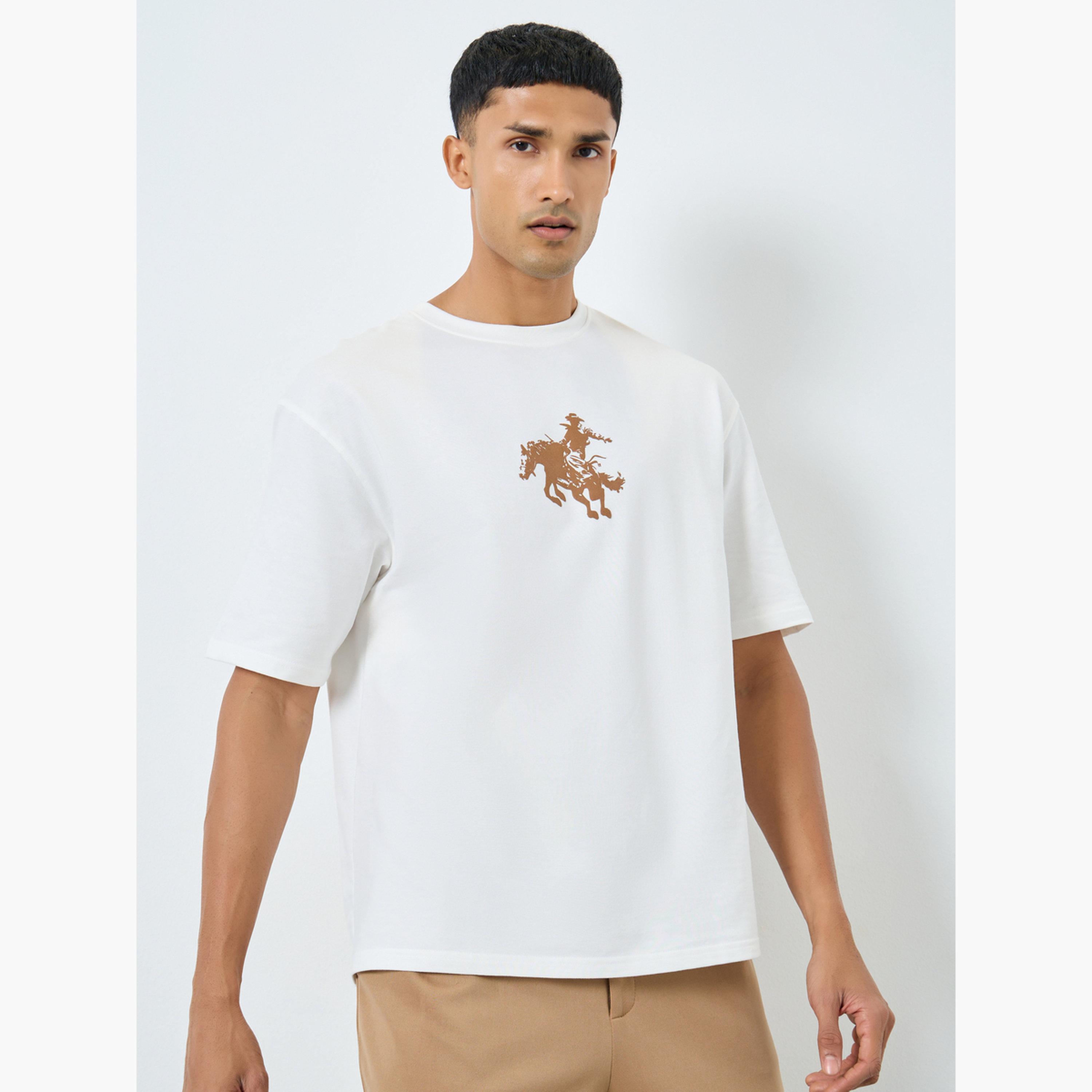 ستايلي - تي شيرت رجالي كبير الحجم برسومات رانشي روديو لون أبيض-men-clothing-tshirtsandpolos-tshirts-image-1