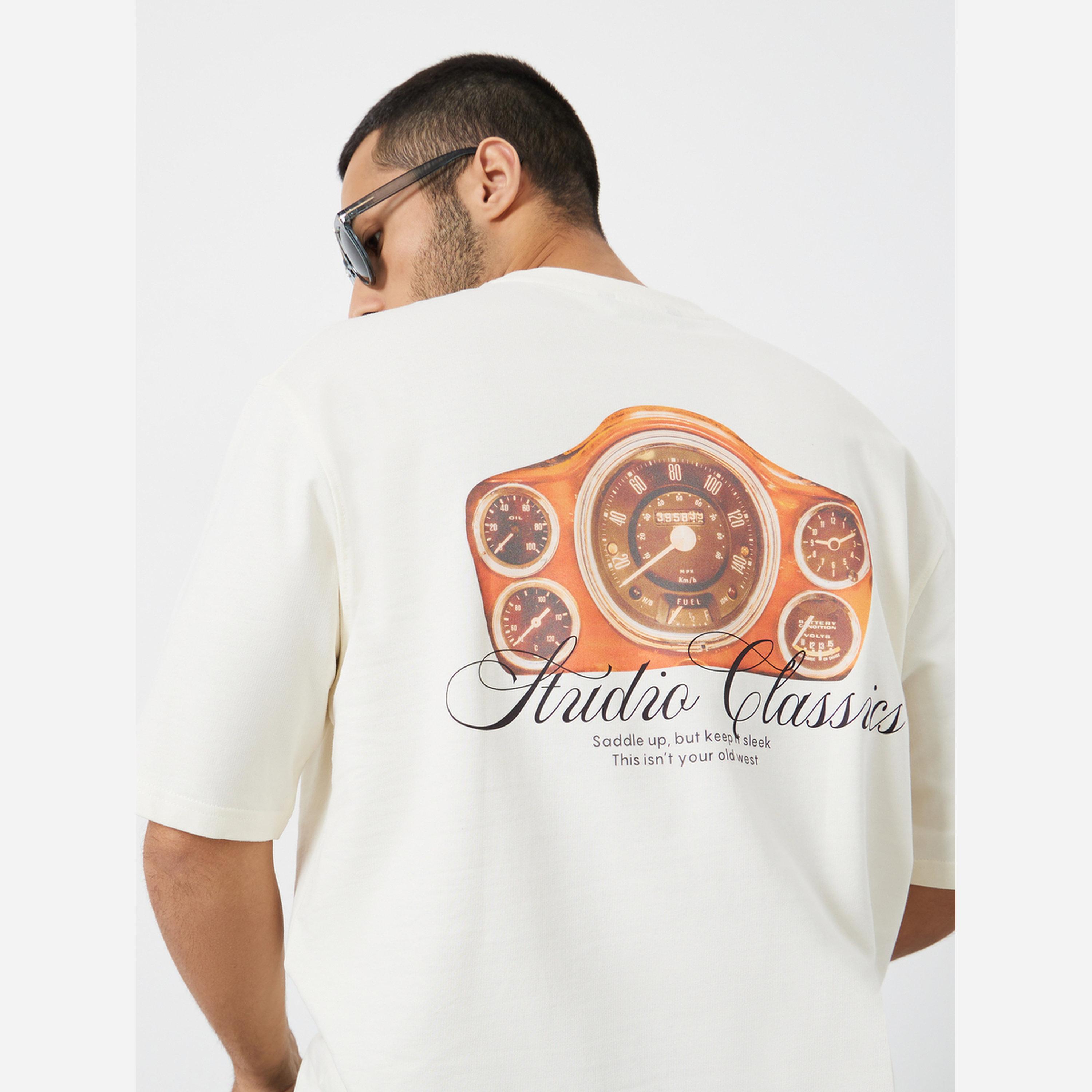ستايلي - تيشيرت رجالي لون بيج طبعة رسومات مقاس واسع-men-clothing-tshirtsandpolos-tshirts-image-4
