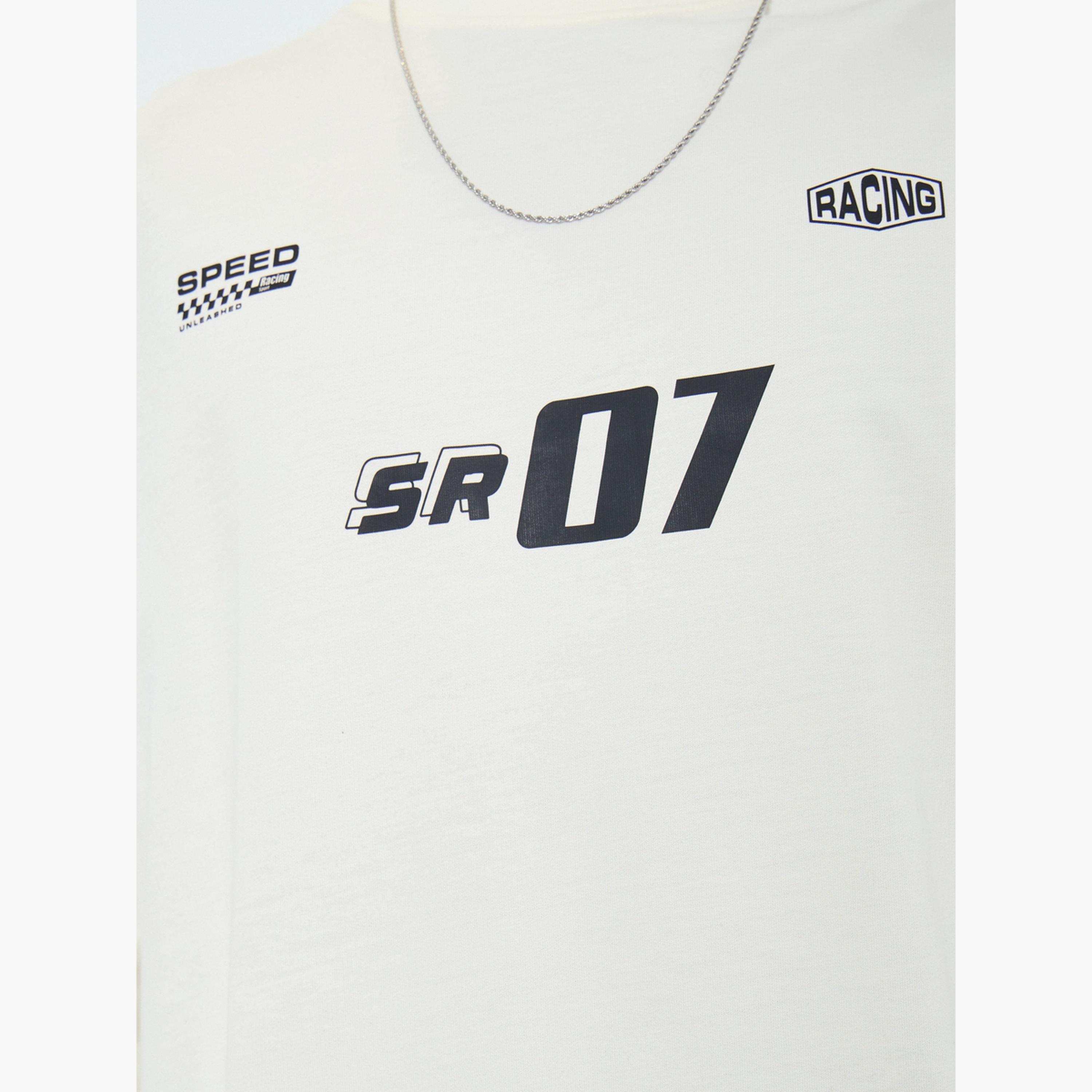ستايلي - تي شيرت رجالي مقاس واسع برسومات غرافيكية باللون الكريمي-men-clothing-tshirtsandpolos-tshirts-image-3