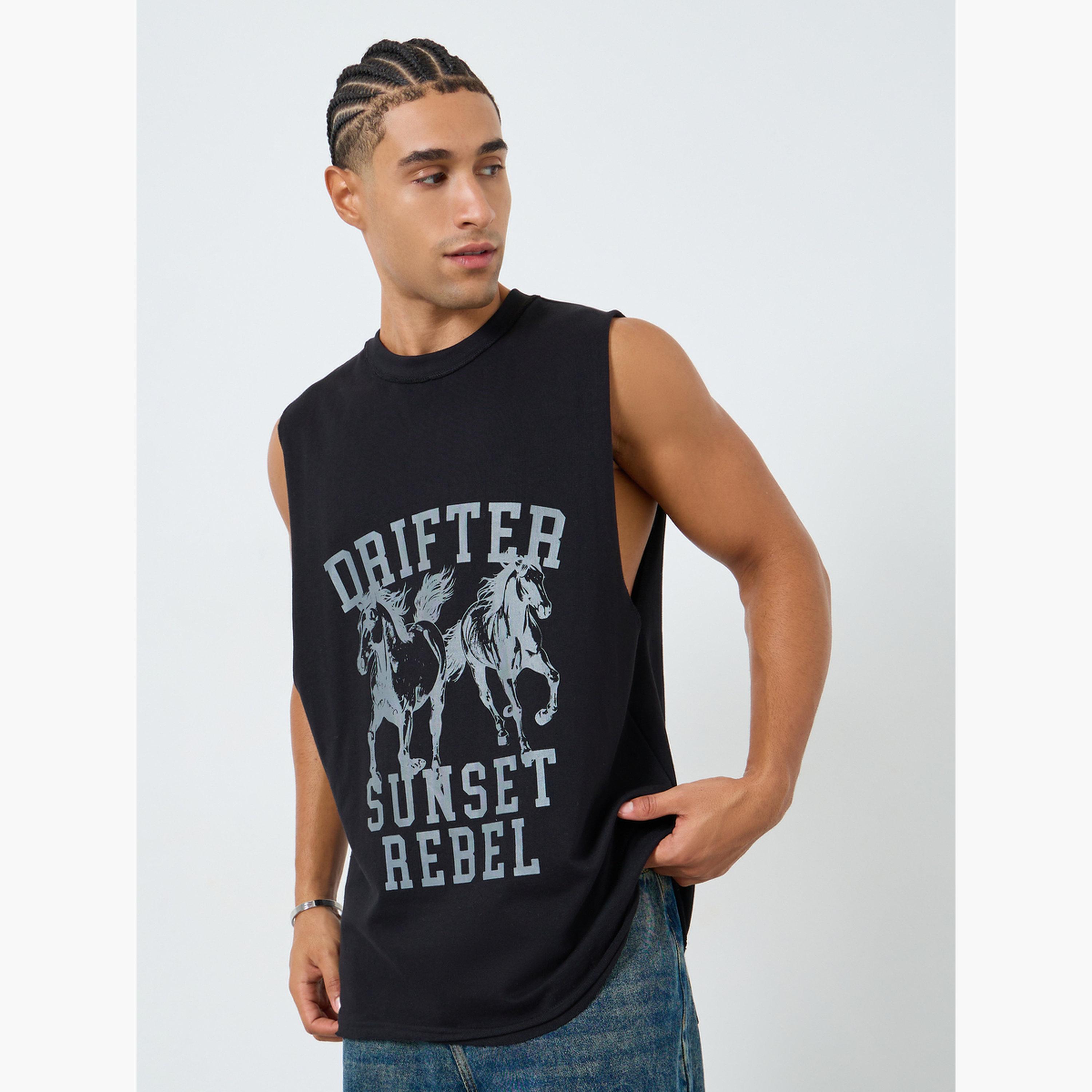 تيشيرت بلا أكمام بطبعة جرافيك للرجال-men-clothing-tshirtsandpolos-vests-image-1