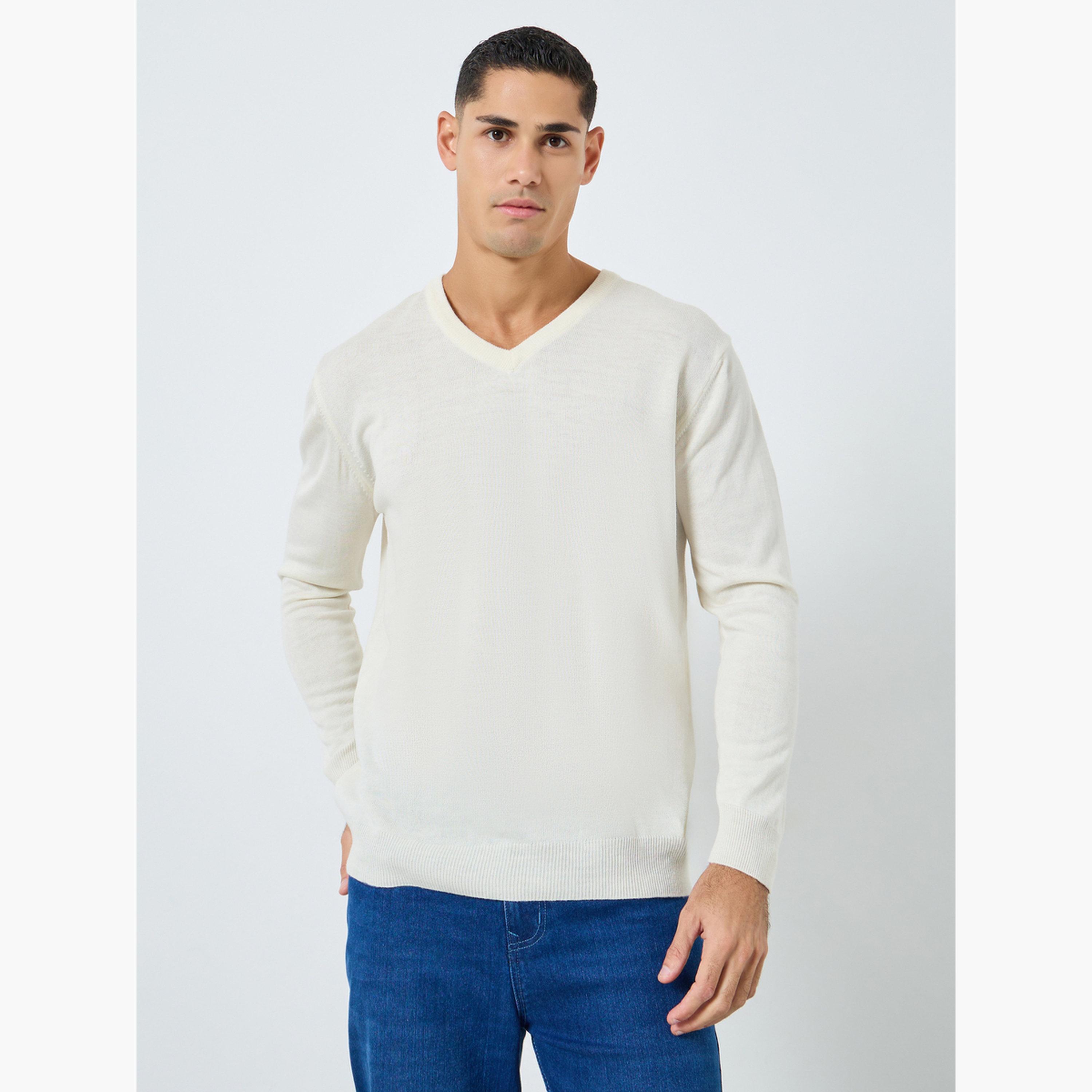 ستايلي - سترة  لون اوف وايت  برقبة على شكل حرف V للرجال -men-clothing-sweatersandpullovers-image-1