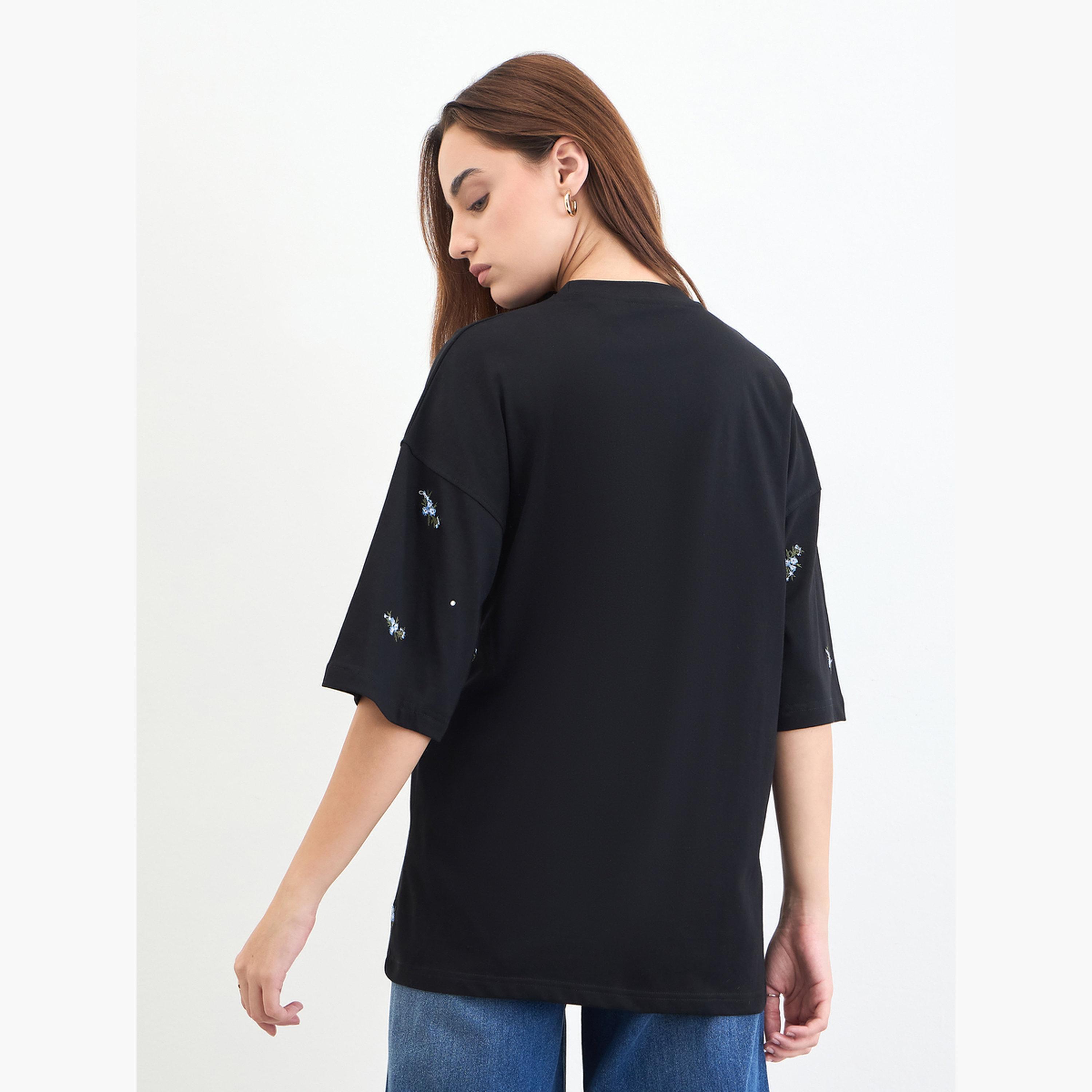 Styli Black Embroidered Sequined Oversized T-Shirt-women-clothing-tshirts-image-5