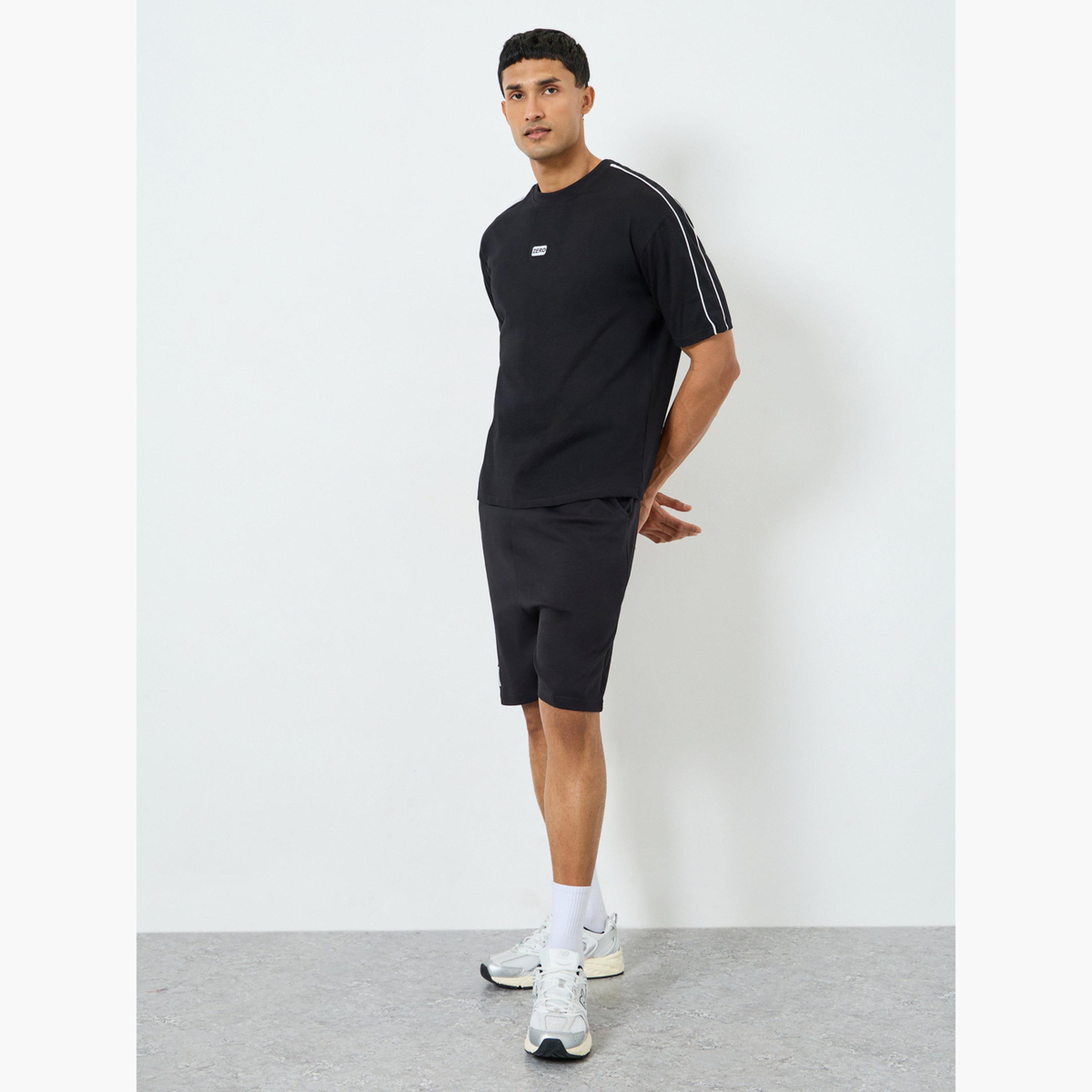 Styli Men Black Plain Knit Shorts with Drawstring Waist-men-clothing-bottoms-shorts-image-2