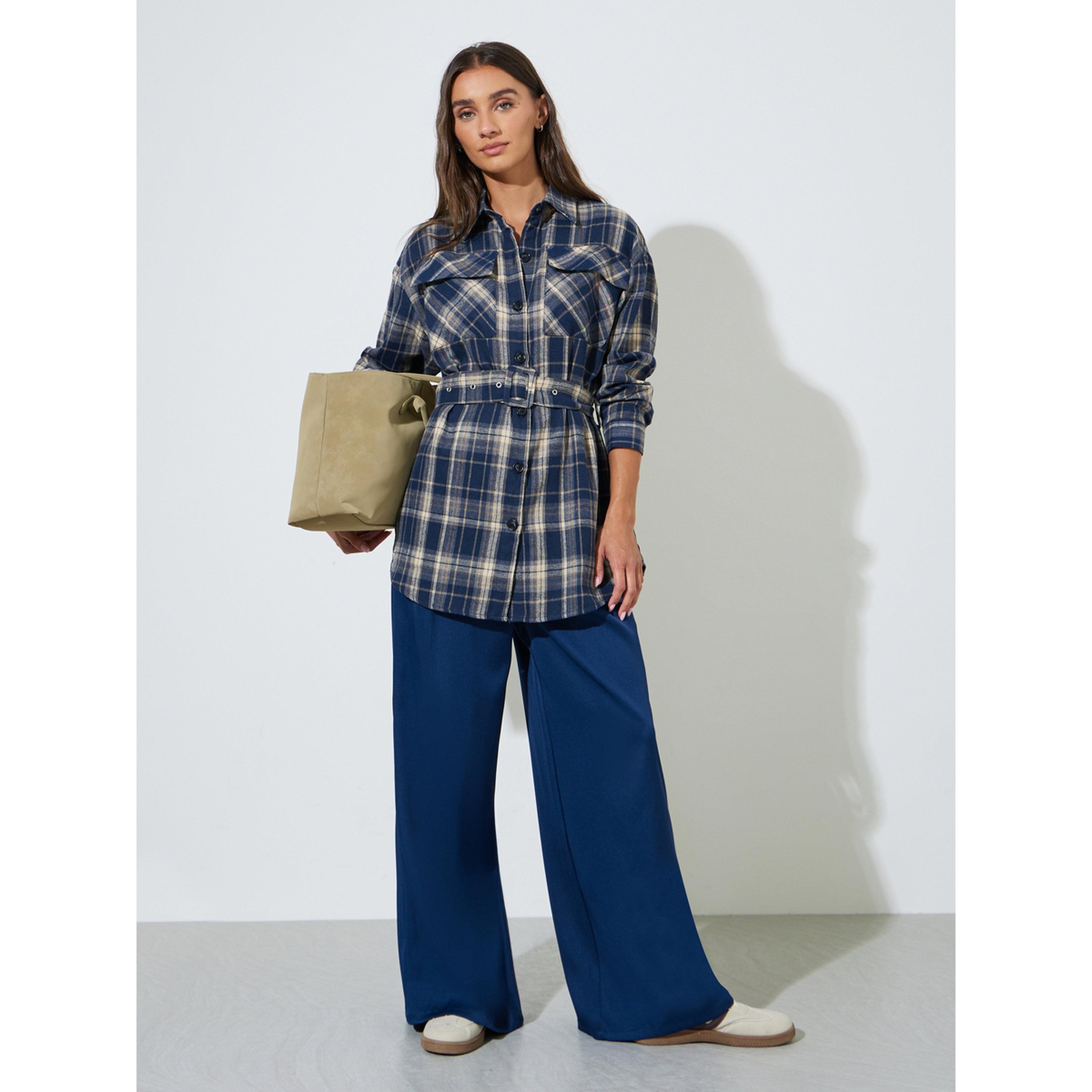 بلوزة طويلة بنقش كروهات باللون الكحلي-women-clothing-shirtsandblouses-shirts-image-2