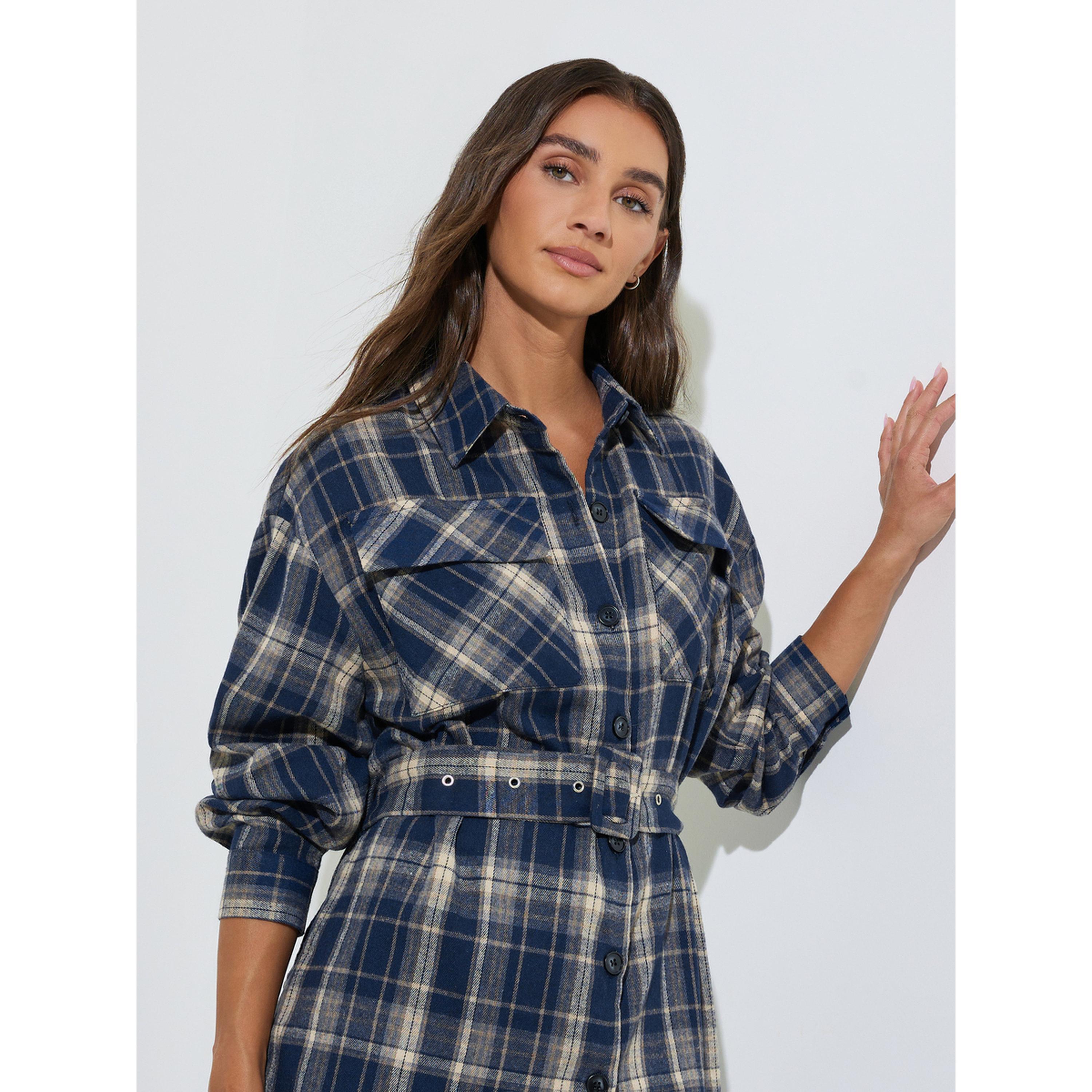 بلوزة طويلة بنقش كروهات باللون الكحلي-women-clothing-shirtsandblouses-shirts-image-4