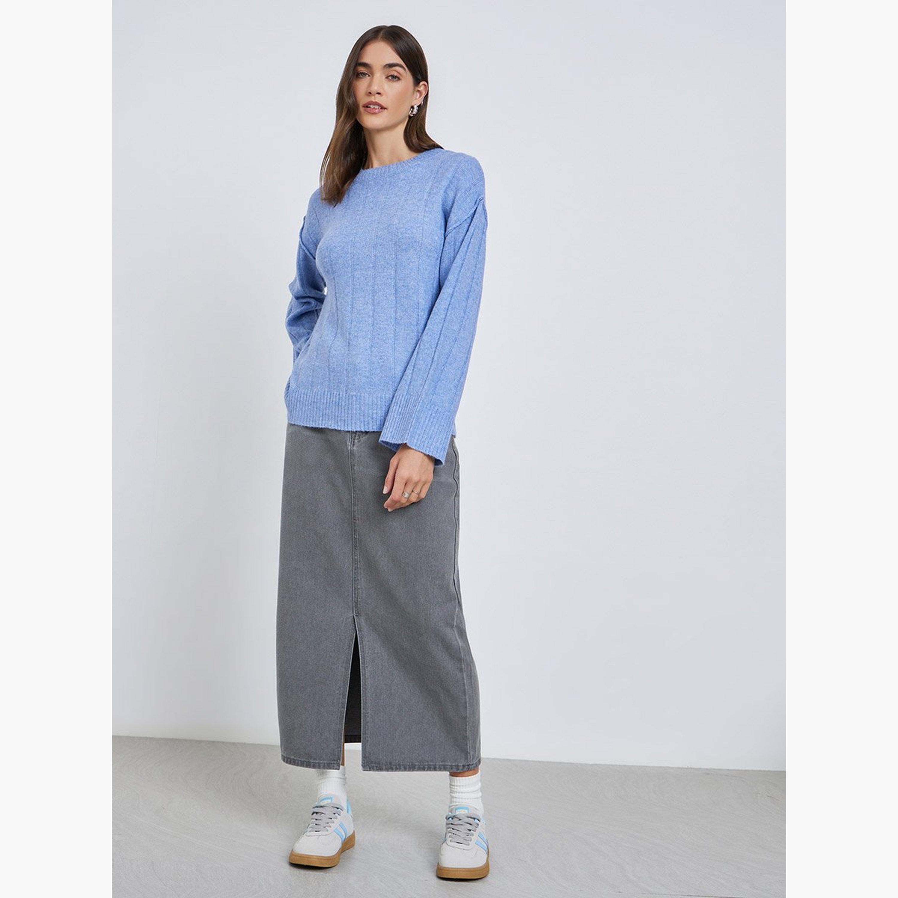 ستايلي - سترة زرقاء متوسطة الحجم بقصّة عادية من خيوط ممشطة ومضلعة-women-winterwear-cardigansandjumpers-jumpers-image-2