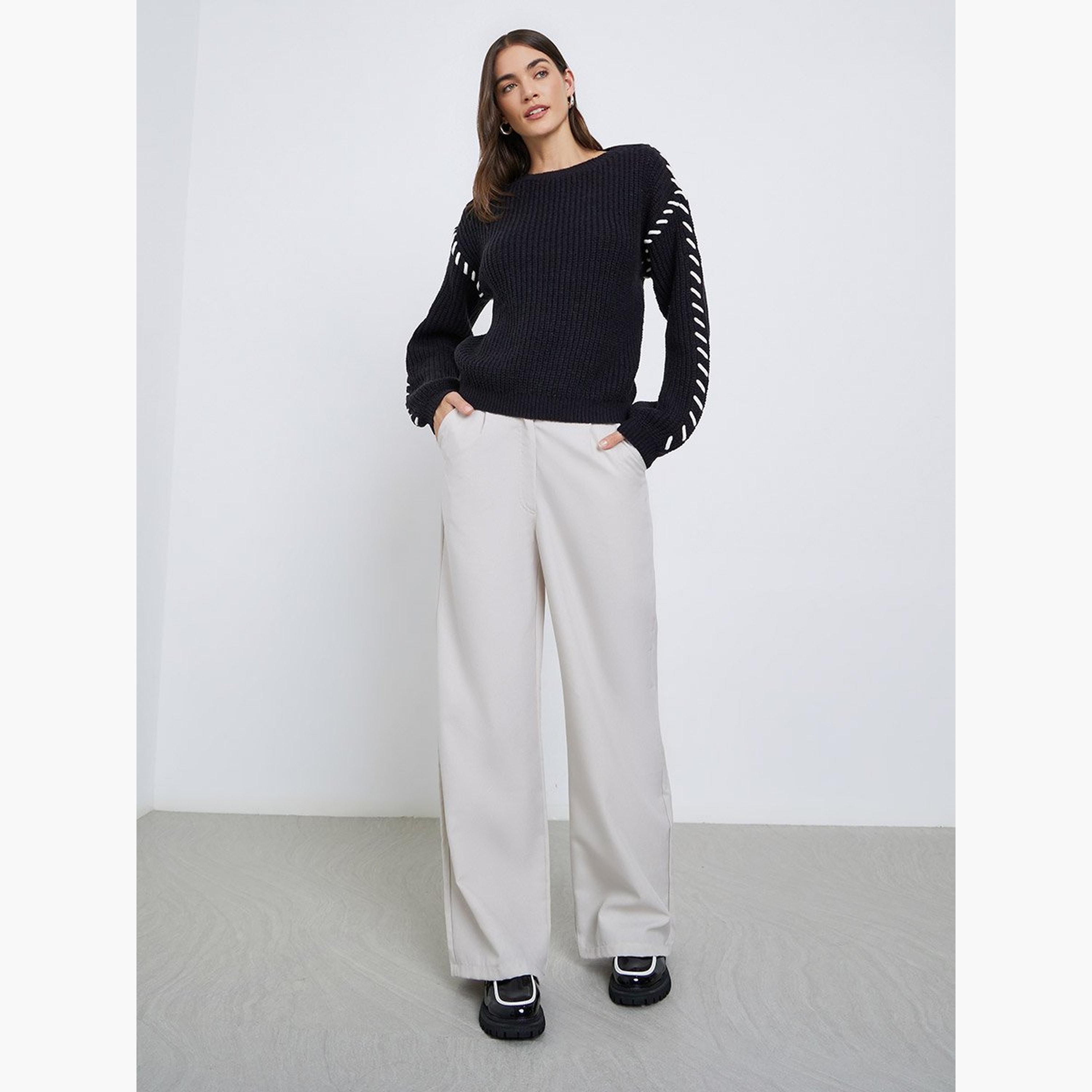 ستايلي - سترة سوداء سميكة محبوكة بتفاصيل غرز-women-winterwear-cardigansandjumpers-jumpers-image-1