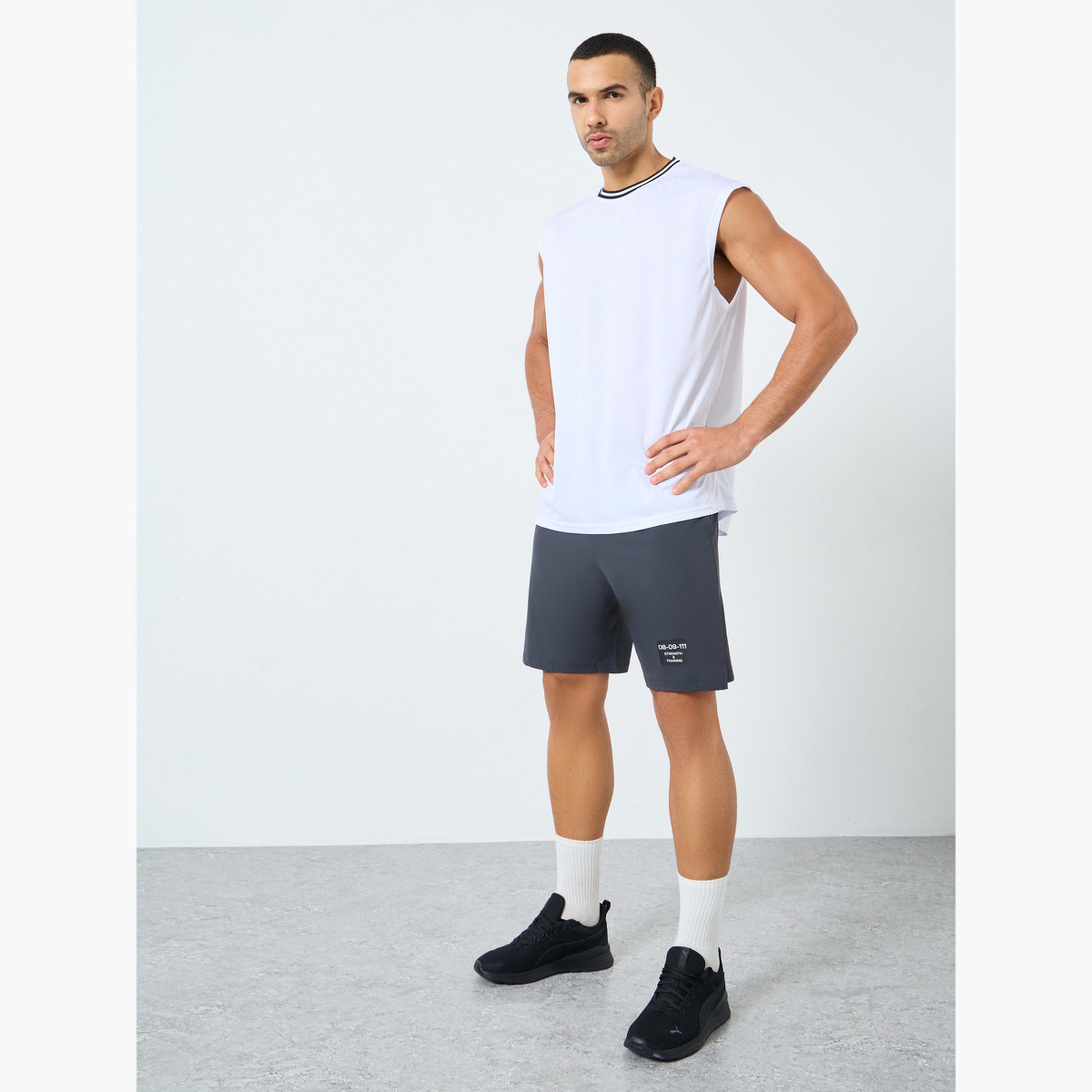 Styli Regular Fit Contrast Tipping Neck Rib Athleisure Tank-men-clothing-sportswearandactivewear-tshirtsandpolos-image-2