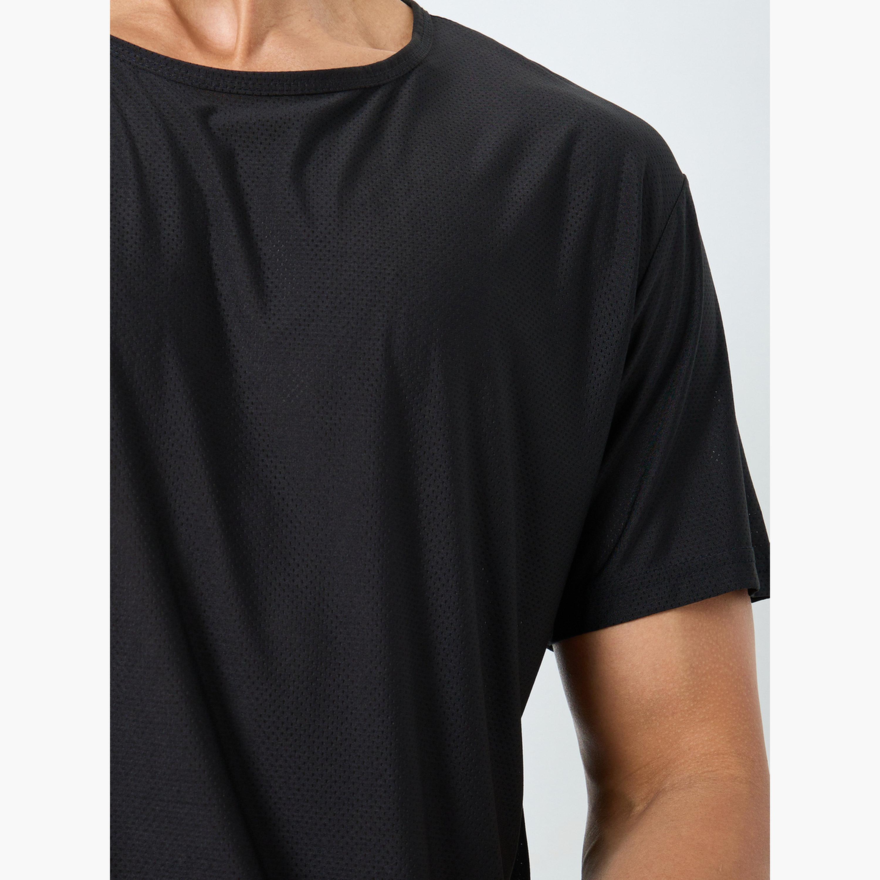 Styli Men Black Running Regular Fit T-Shirt-men-clothing-sportswearandactivewear-tshirtsandpolos-image-3