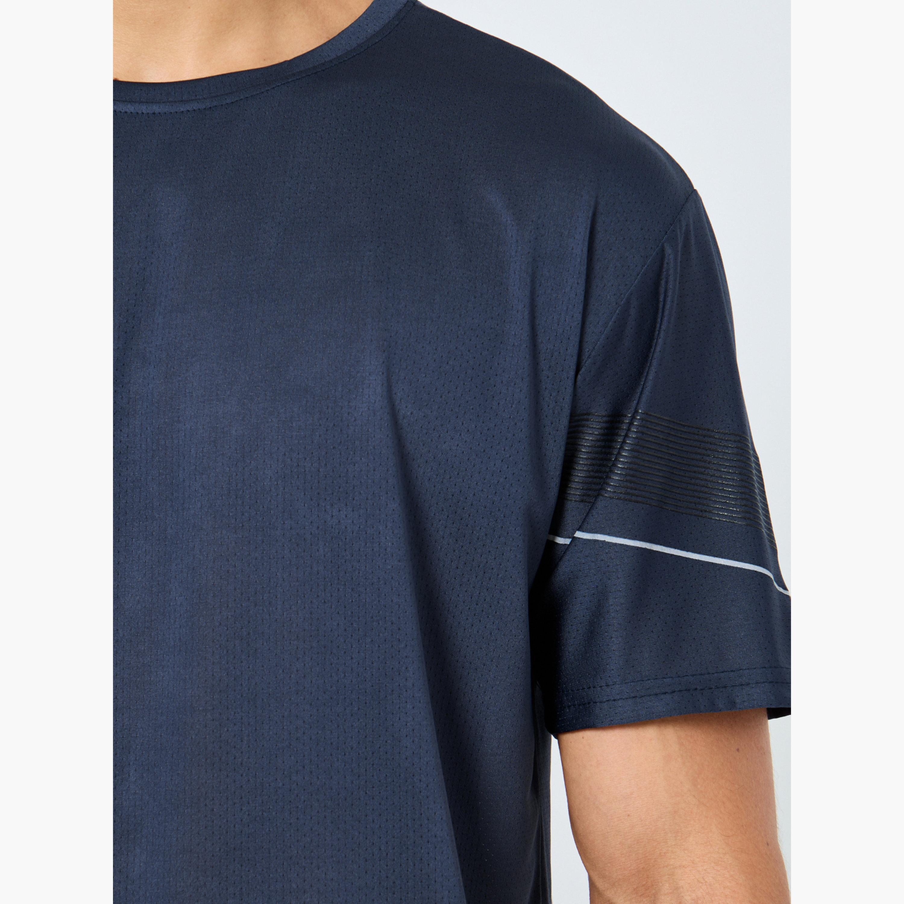 Styli Regular Fit Crew Neck Athleisure T-Shirt-men-clothing-sportswearandactivewear-tshirtsandpolos-image-3
