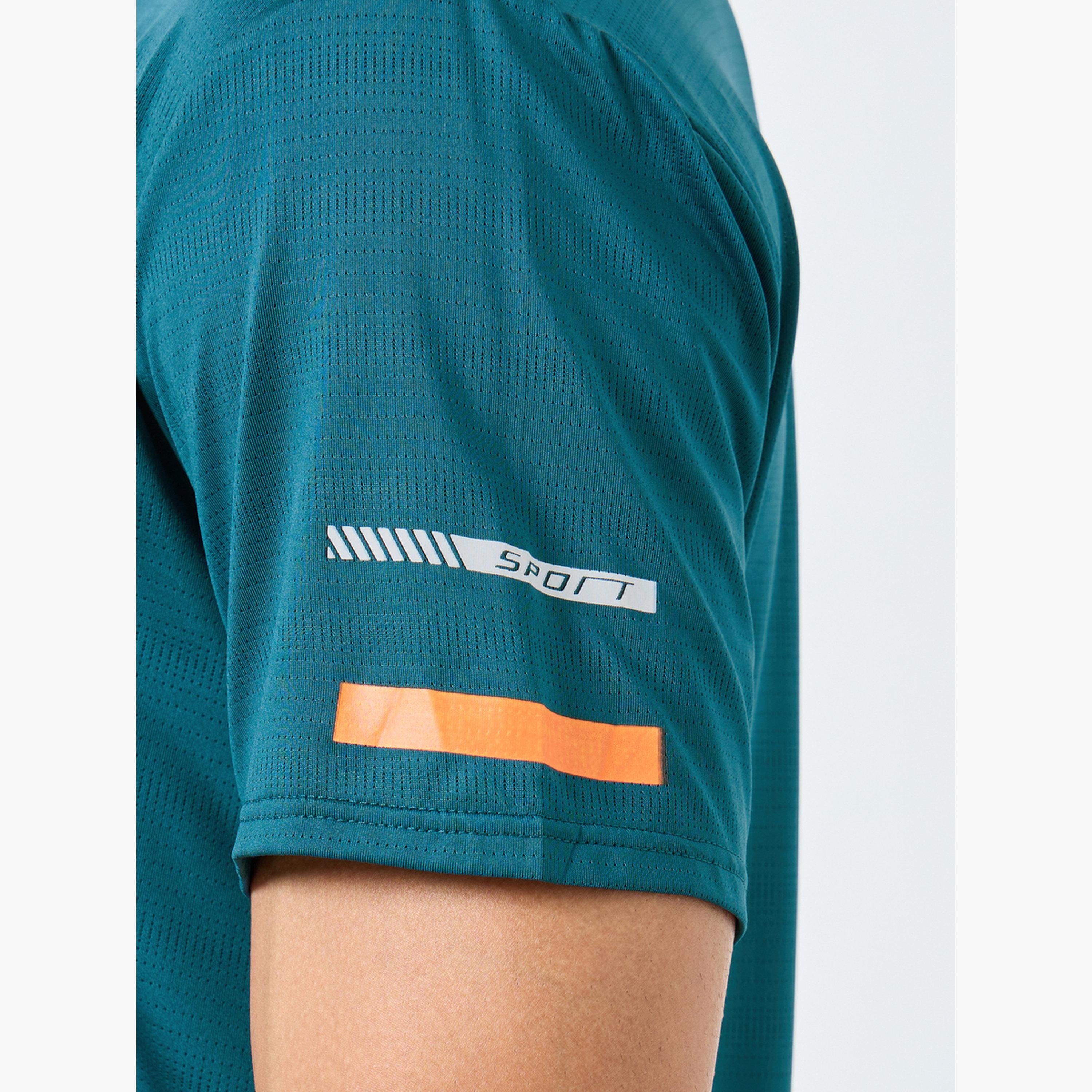 Styli Regular Fit Crew Neck Athleisure T-Shirt-men-clothing-sportswearandactivewear-tshirtsandpolos-image-3