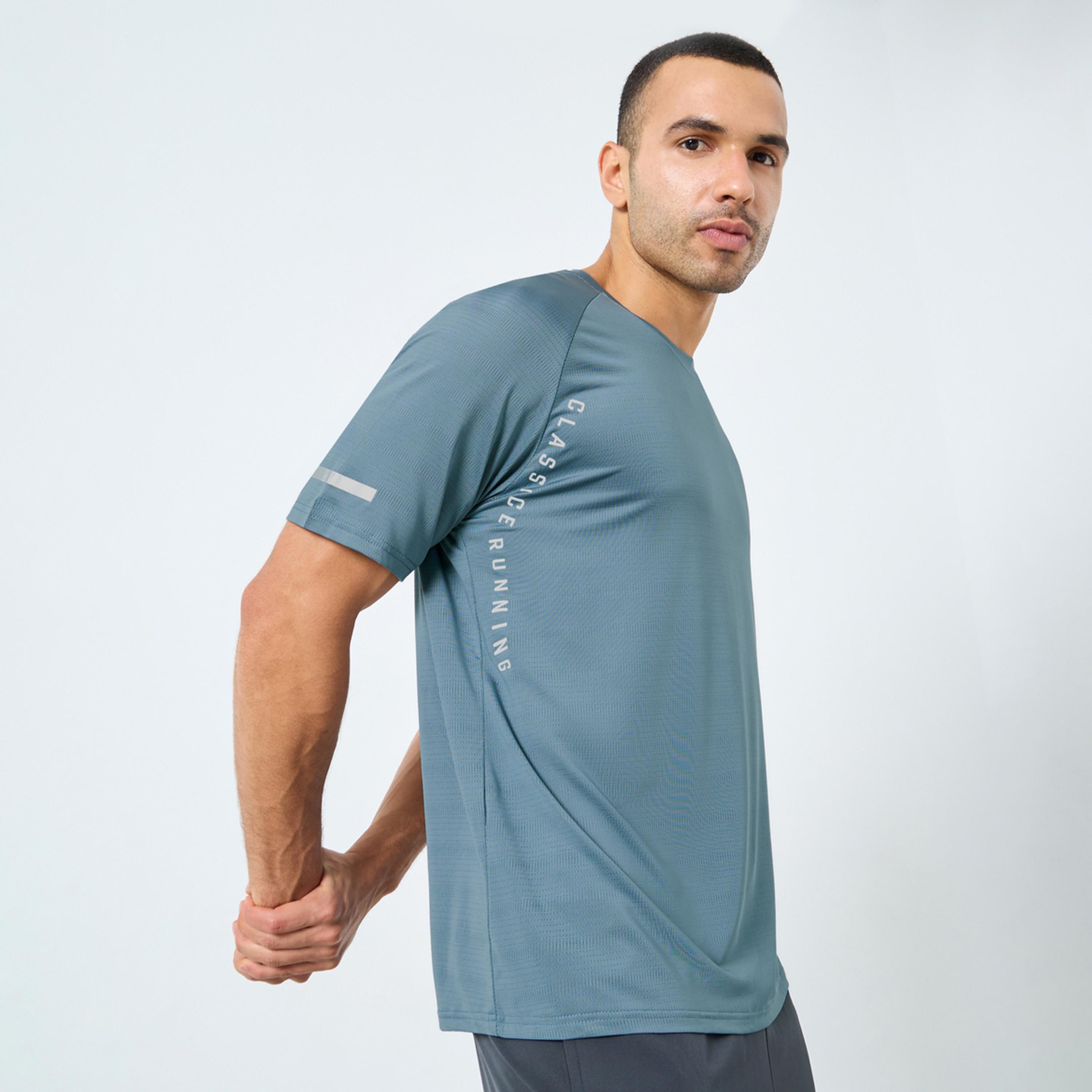 Styli Regular Fit Side Placement Print Detailing Athleisure T-Shirt-men-clothing-sportswearandactivewear-tshirtsandpolos-image-1