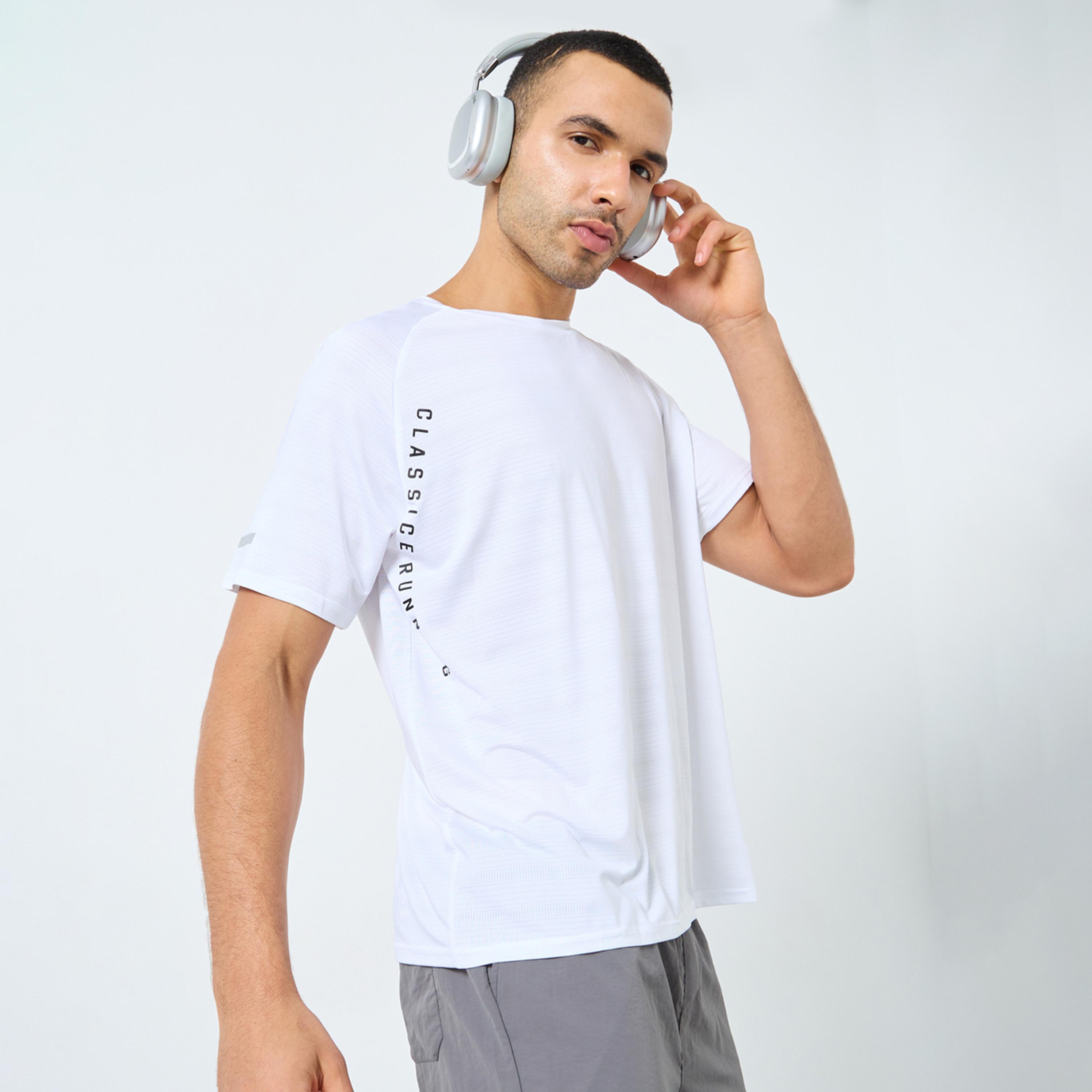 Styli Regular Fit Side Placement Print Detailing Athleisure T-Shirt-men-clothing-sportswearandactivewear-tshirtsandpolos-image-1