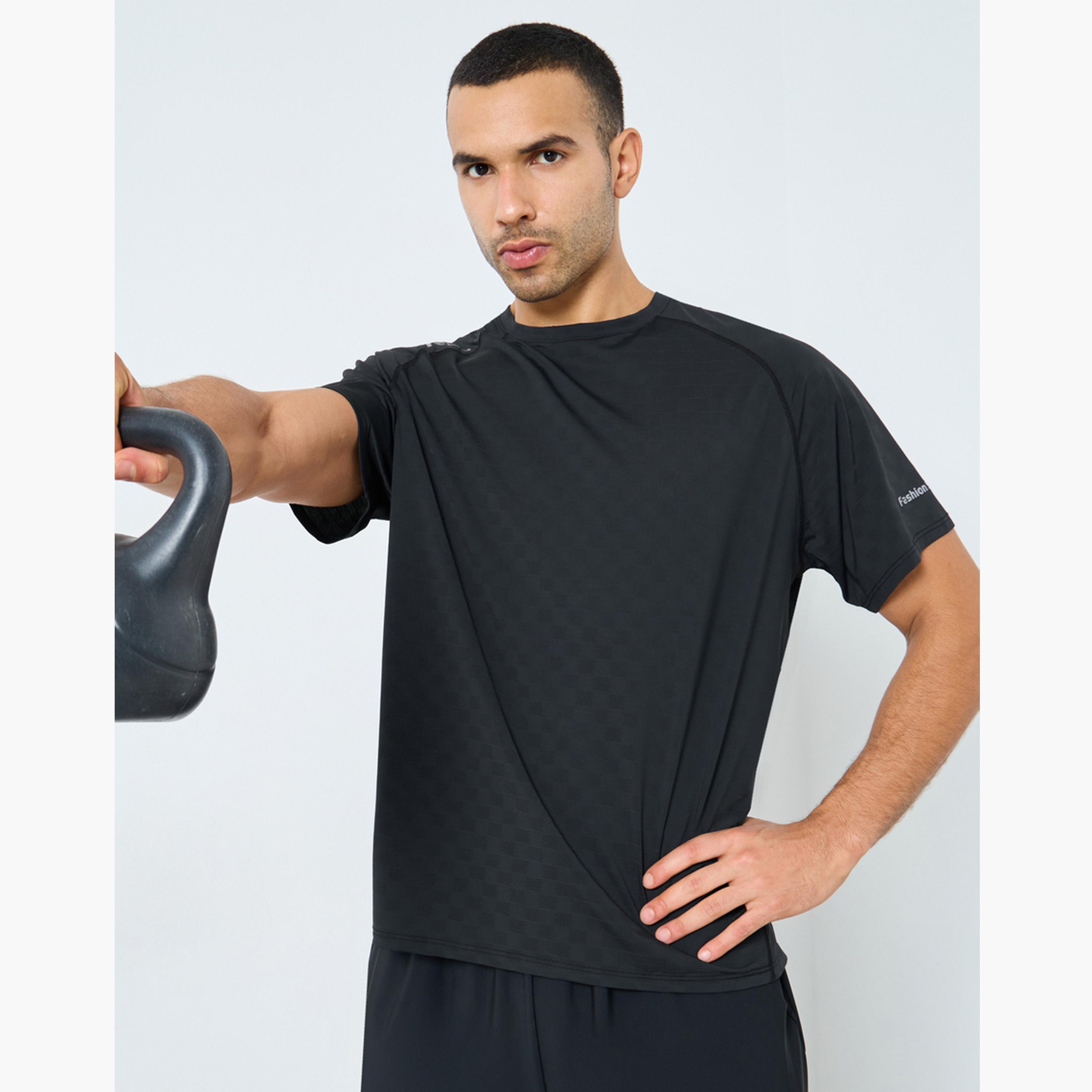 Styli Regular Fit Shoulder Print Detail Athleisure T-Shirt-men-clothing-sportswearandactivewear-tshirtsandpolos-image-1