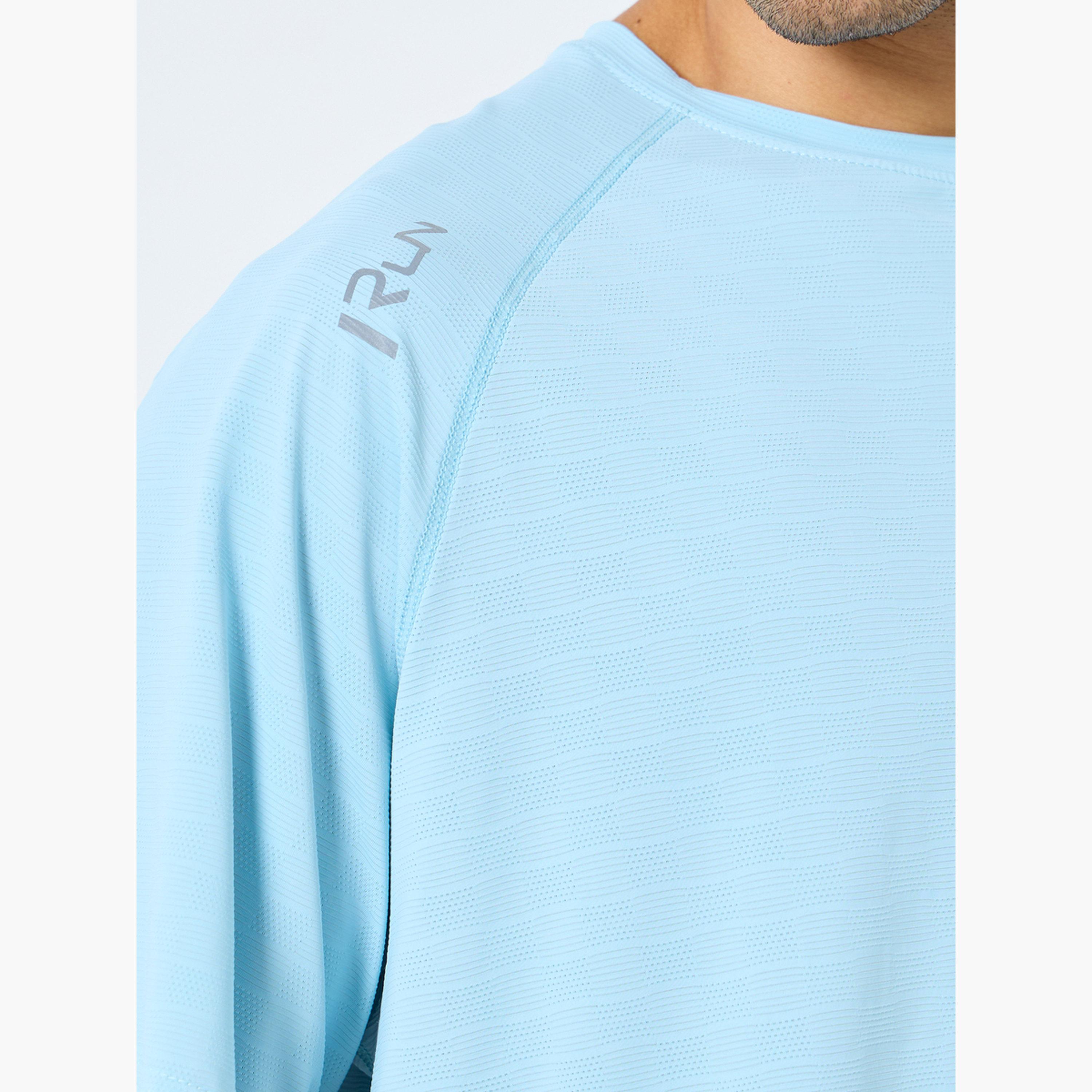 Styli Regular Fit Shoulder Print Detail Athleisure T-Shirt-men-clothing-sportswearandactivewear-tshirtsandpolos-image-4