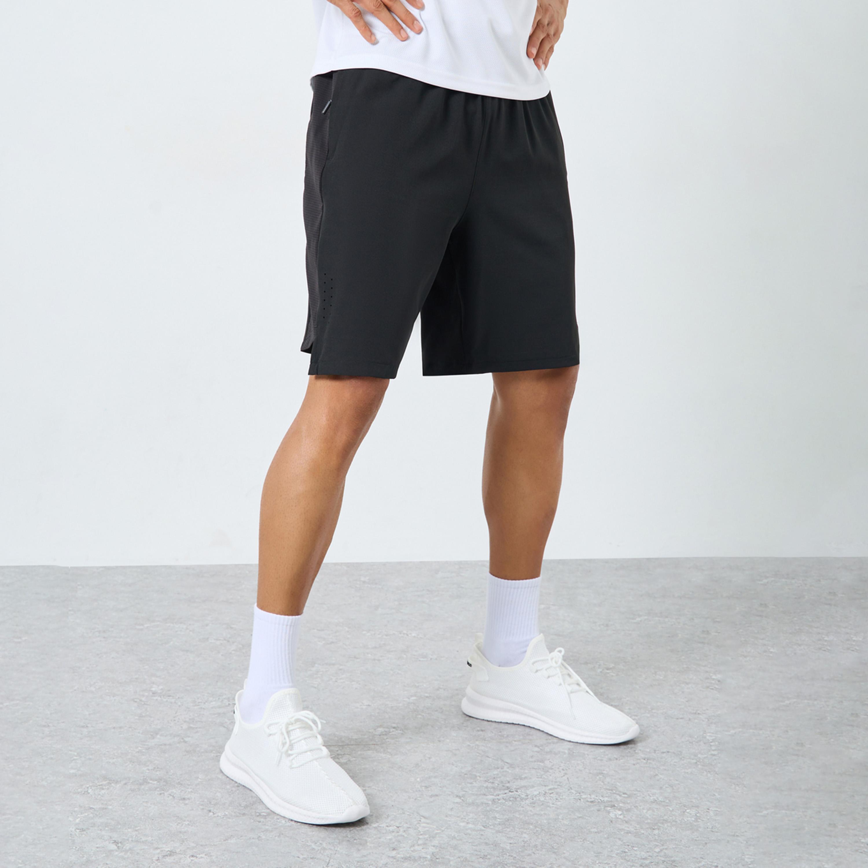 ستايلي - شورت جري رياضي رجالي بقصّة عادية-men-clothing-sportswearandactivewear-bottoms-shorts-image-1