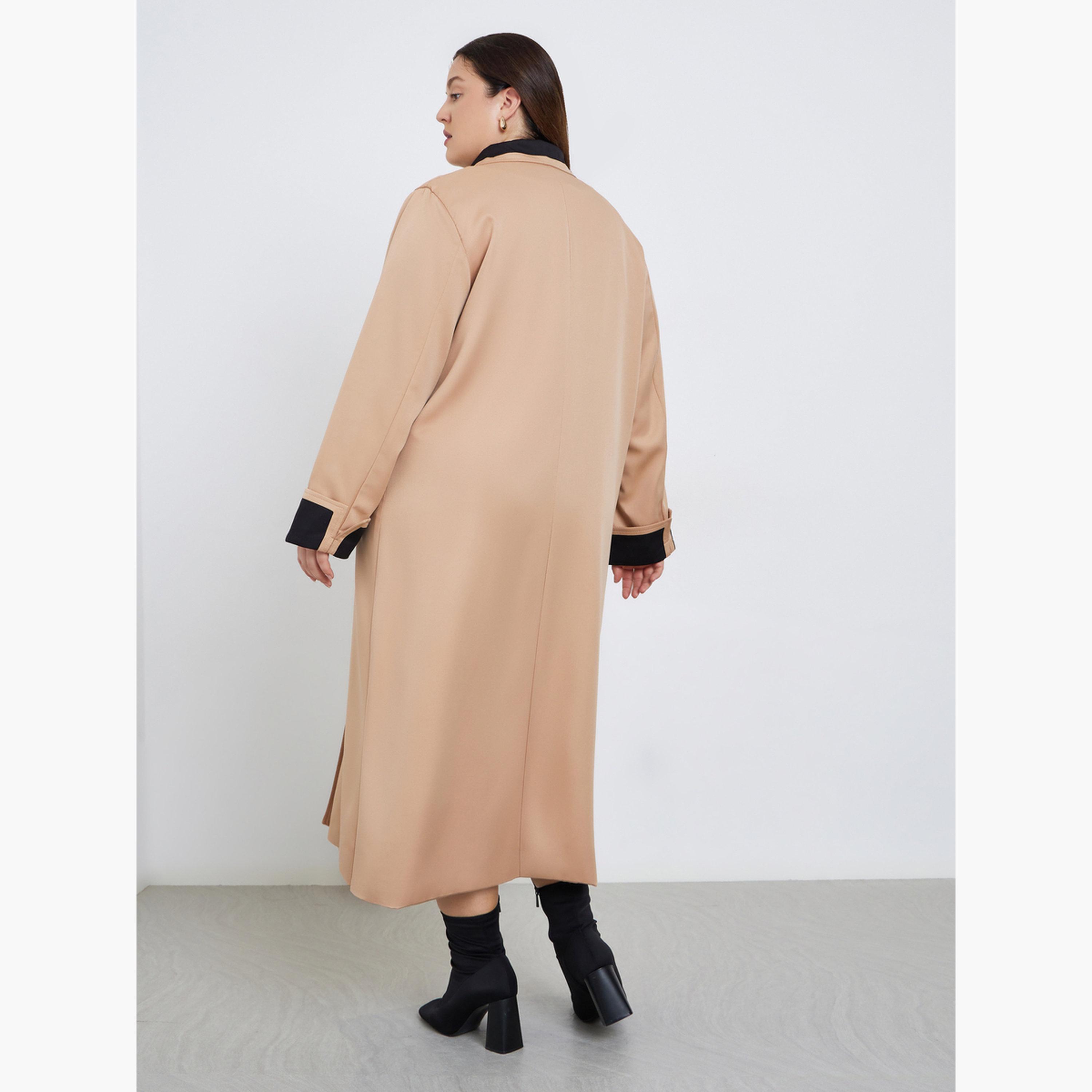 ستايلي - معطف ترنش حجم كبير بتفاصيل متباينة-women-clothing-plussize-coatsandjackets-coats-image-4