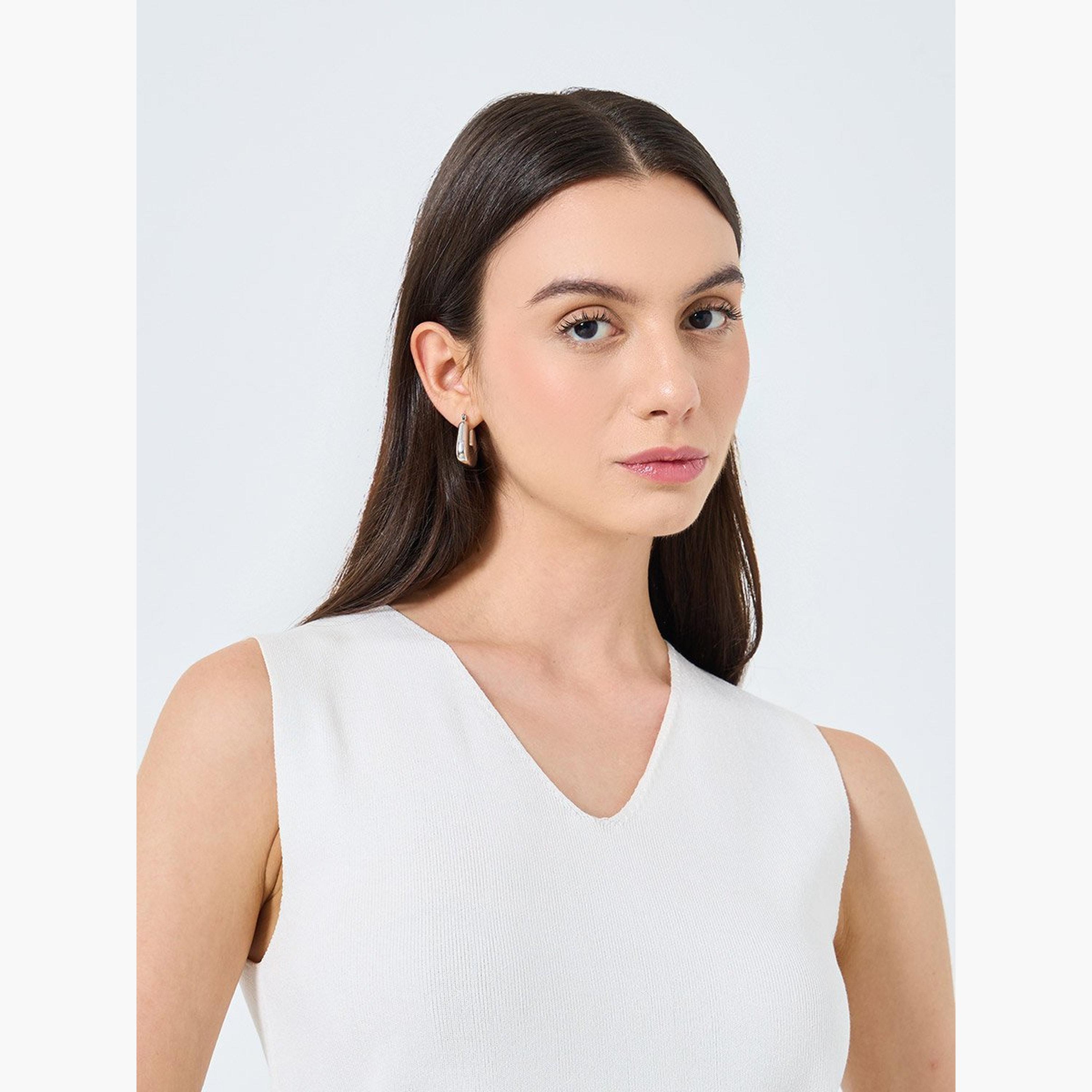تيك تو - بلوزة للنساء بدون أكمام باللون الأبيض-women-clothing-tshirts-image-3