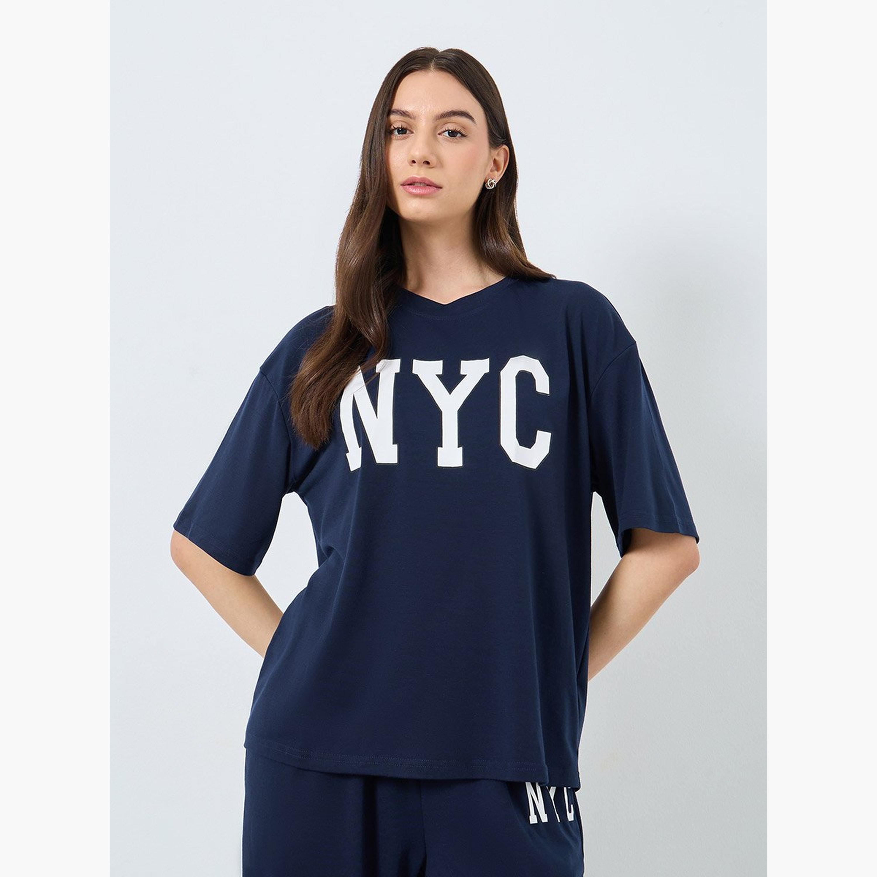 تيك تو - تي شيرت أزرق داكن مطبوع عليه مدينة نيويورك مع بنطال رياضي-women-clothing-coordsets-image-2