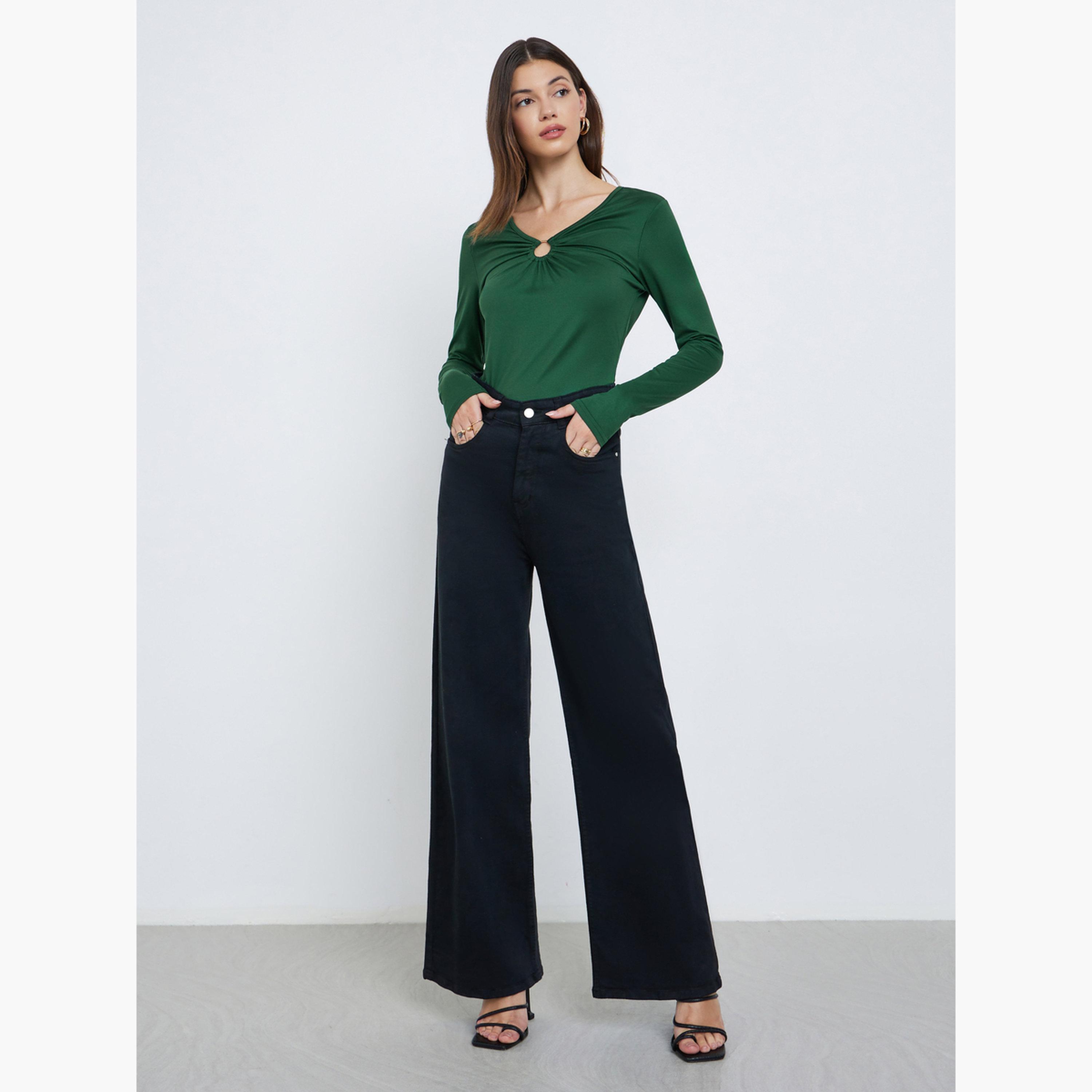 Styli Green Keyhole Detail Fitted Knit Top-women-clothing-shirtsandblouses-shirts-image-2