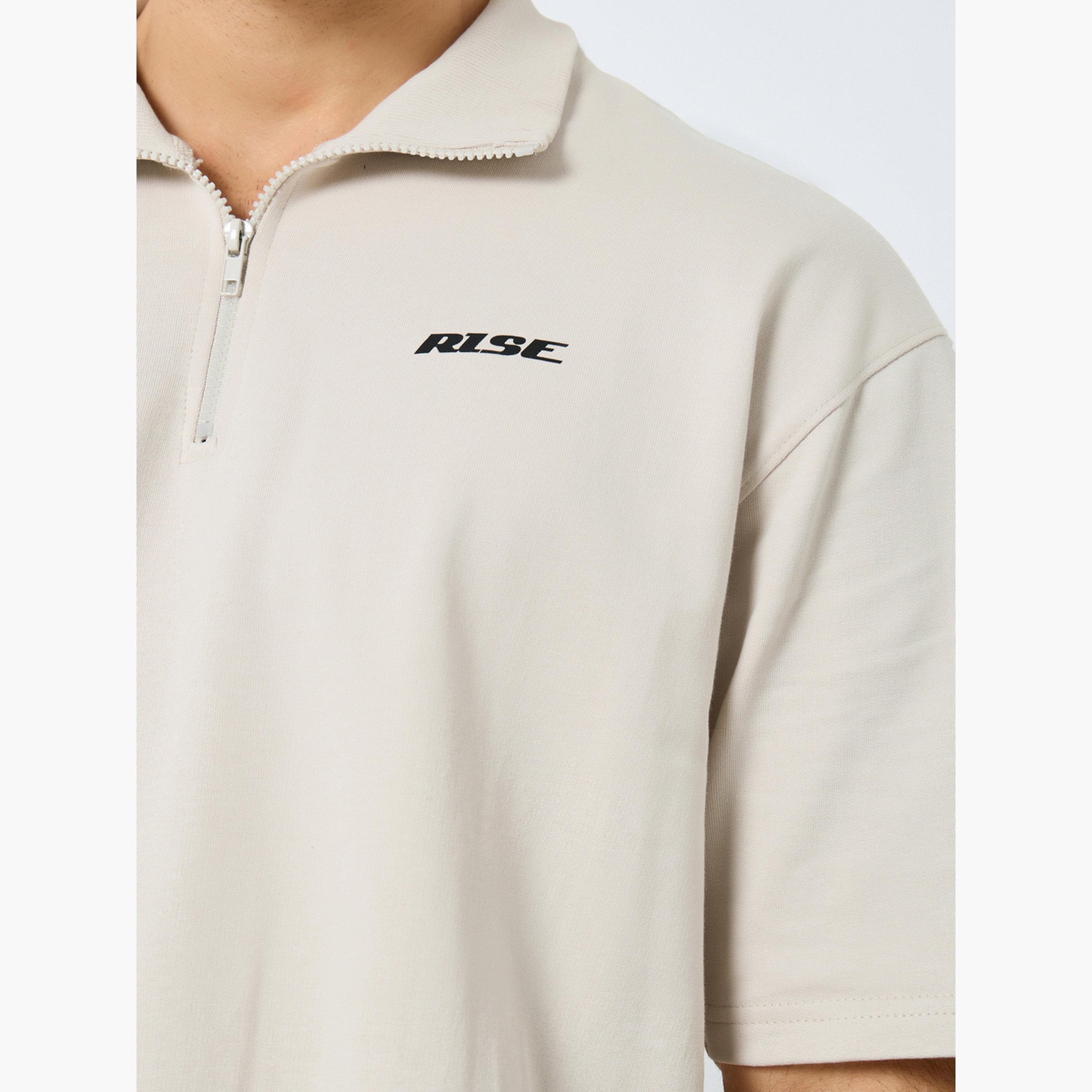 Styli Printed Collared Short Sleeves Relaxed Fit Men's Quarter Zip Polo T-shirt-men-winterwear-hoodiesandsweatshirts-image-5