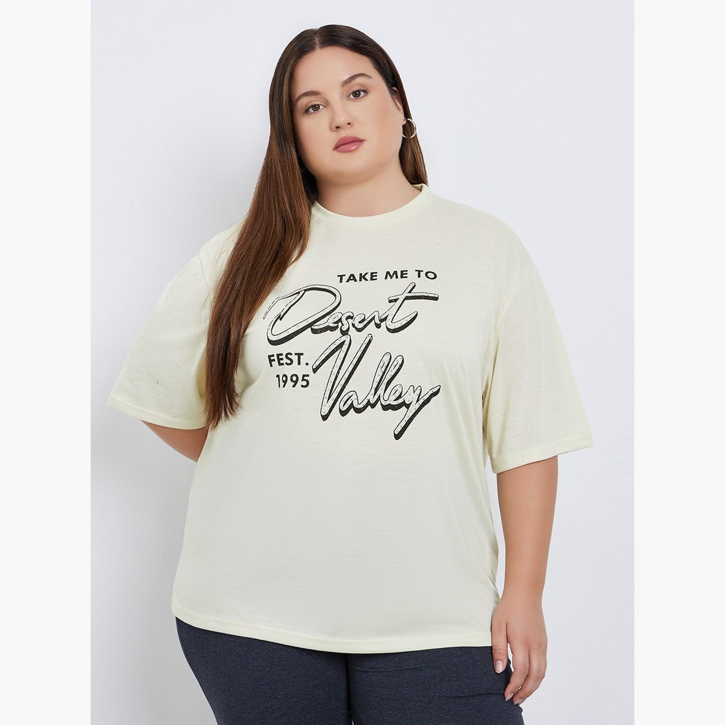 ستايلي - تي شيرت أصفر بطباعة جرافيكية مقاس كبير-women-clothing-tshirts-image-1